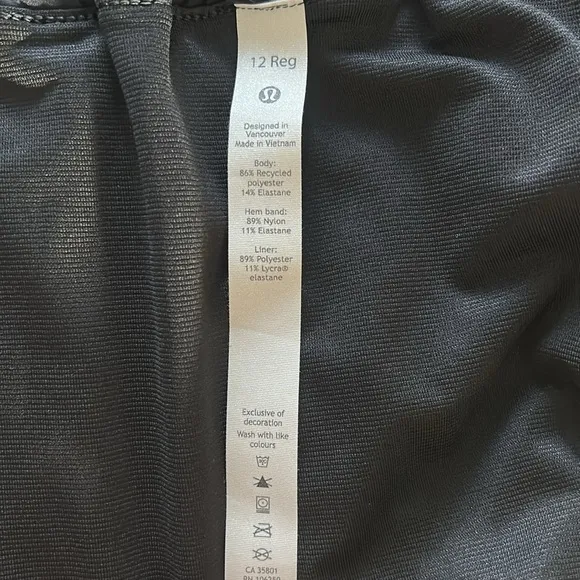 🆕 LULULEMON Hotty Hot LR Lined Short 2.5&quot; Lined  Black Size 12 NWT