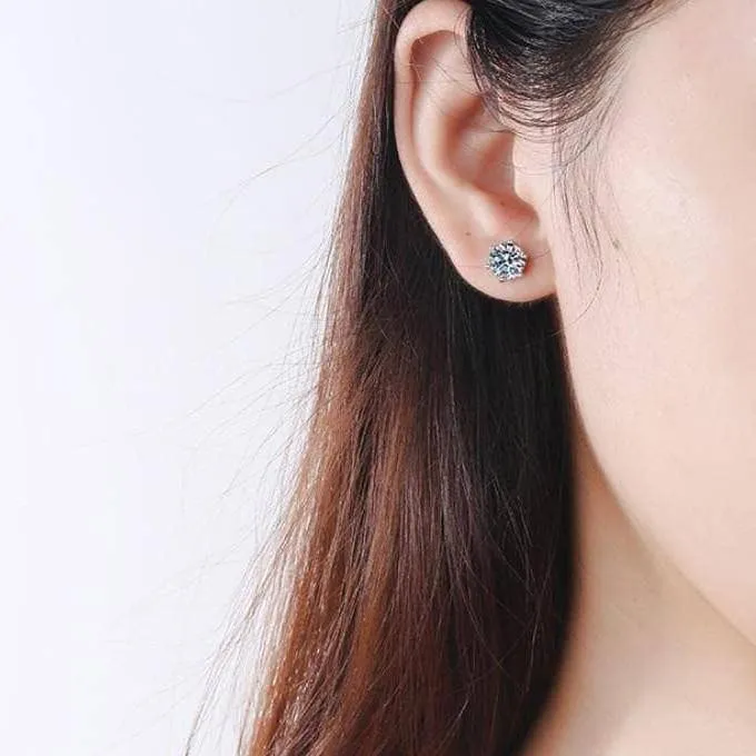 1.0 Ct Round Diamond Stud Earrings