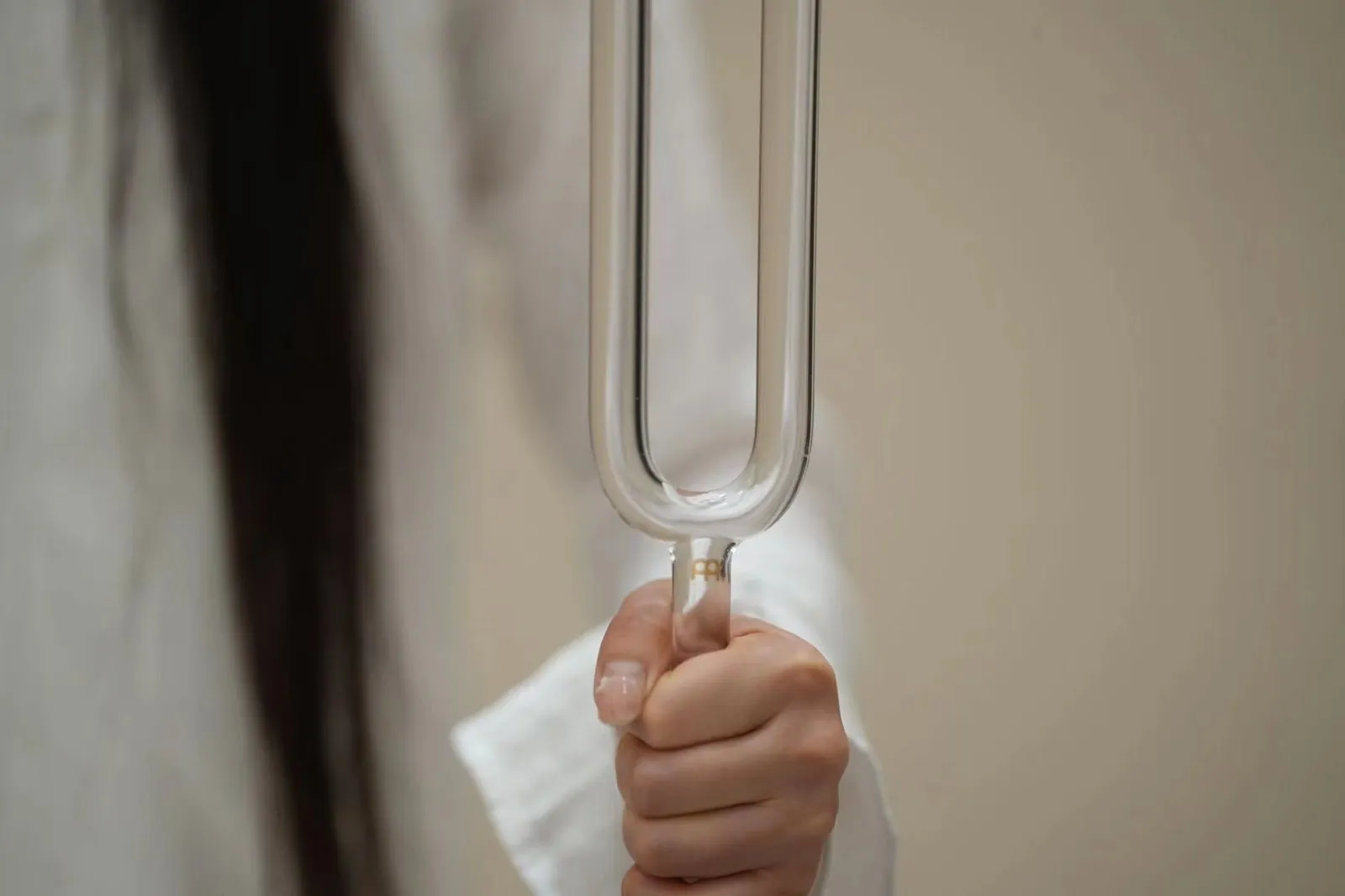 17.7” Quartz Crystal Tuning Fork Deep Note C3 / 130.81 Hz