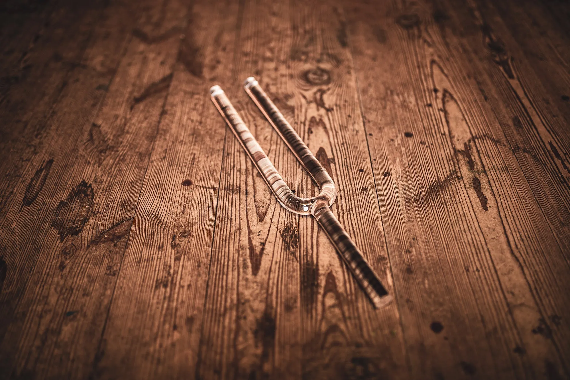 17.7” Quartz Crystal Tuning Fork Deep Note C3 / 130.81 Hz