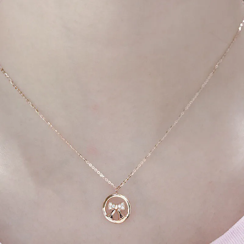 18K Gold 0.045ct Diamond Simple Kont Pendant Necklace