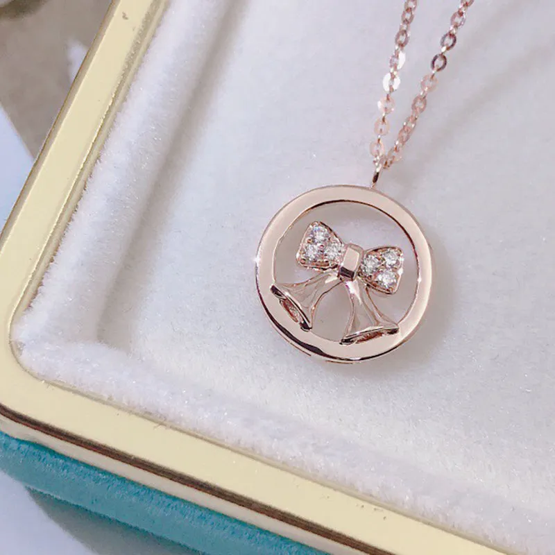 18K Gold 0.045ct Diamond Simple Kont Pendant Necklace