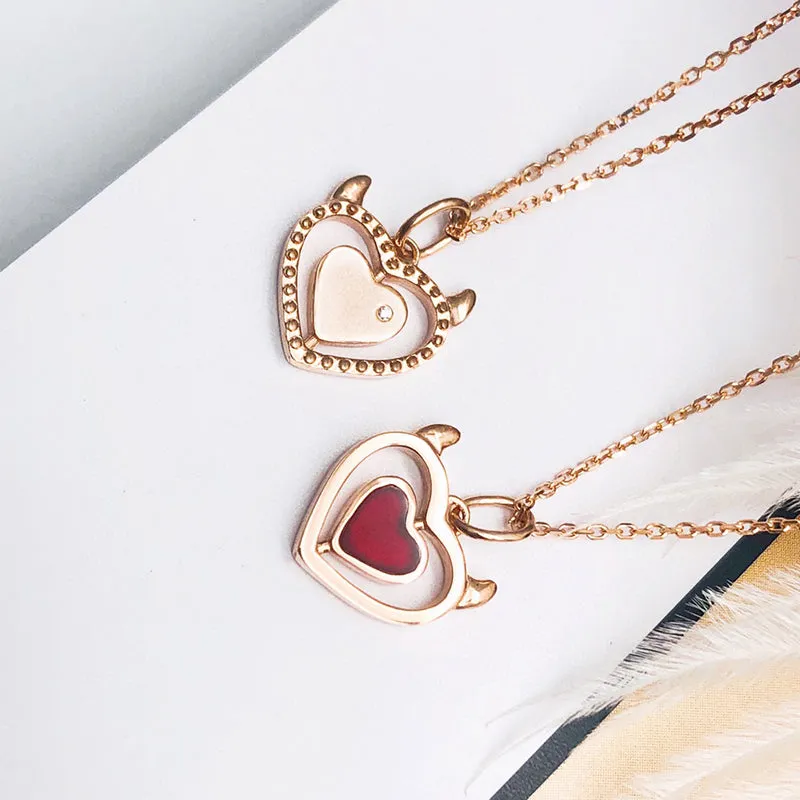 18K Gold one Side Polished Gold one Side Red Agate Simple Smooth Heart-shaped Necklace Exclusively Handcrafted 0.003 Carat Natural Diamond (H-F Color, VS1-VS2 Clarity)