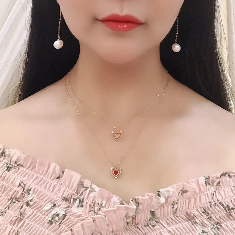 18K Gold one Side Polished Gold one Side Red Agate Simple Smooth Heart-shaped Necklace Exclusively Handcrafted 0.003 Carat Natural Diamond (H-F Color, VS1-VS2 Clarity)