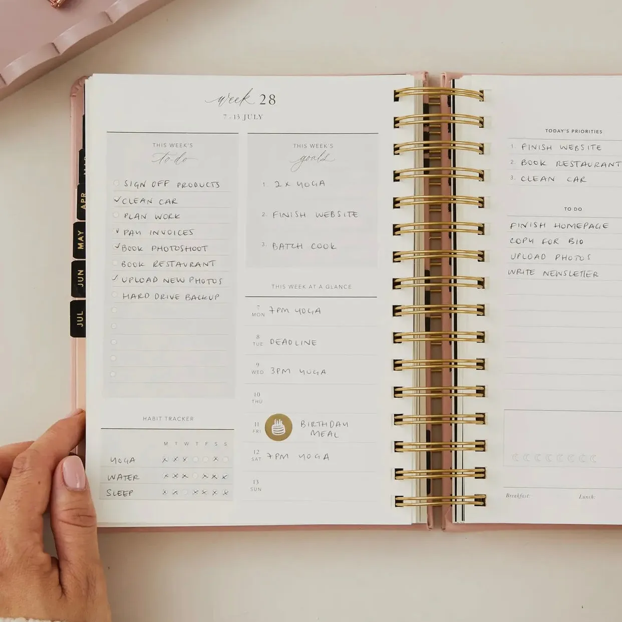 2025 Daily Planner - Pink