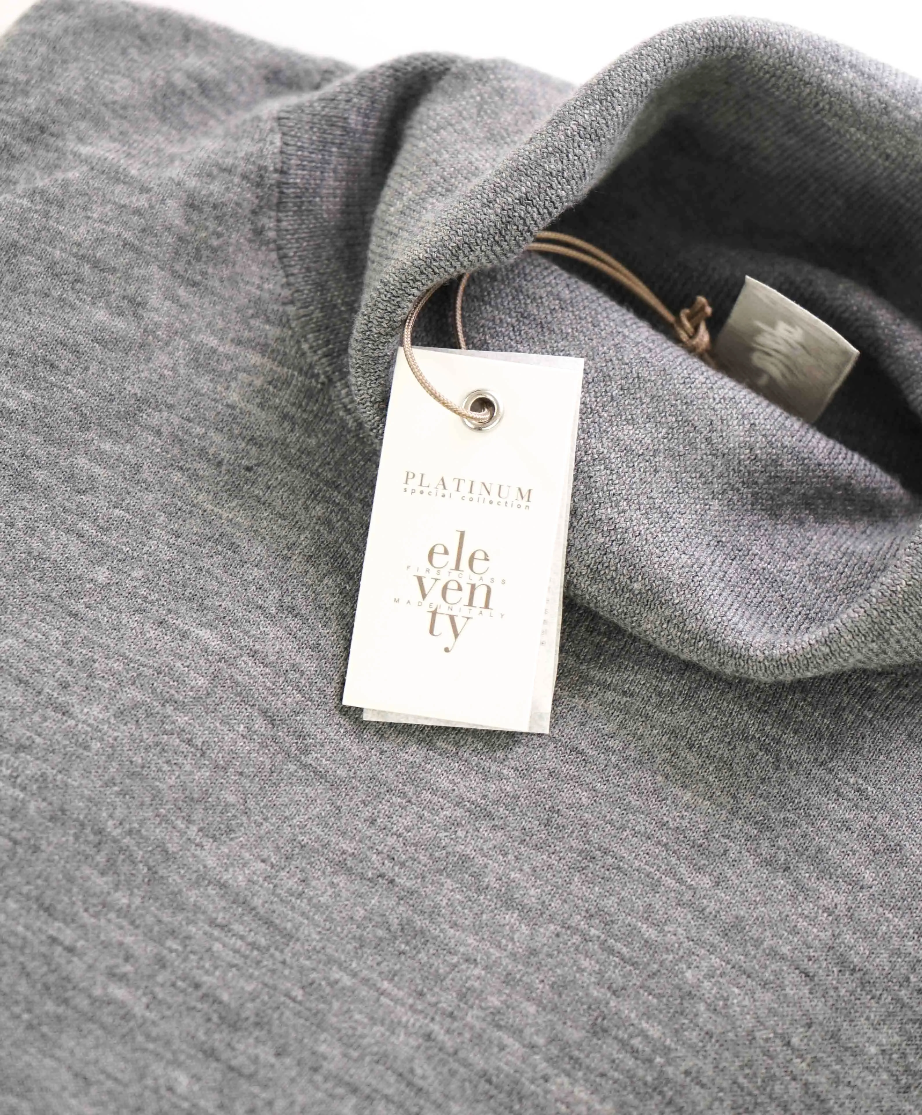 $875 ELEVENTY - Colorblock Gray Ivory *PLATINUM* Wool Turtleneck Sweater - L