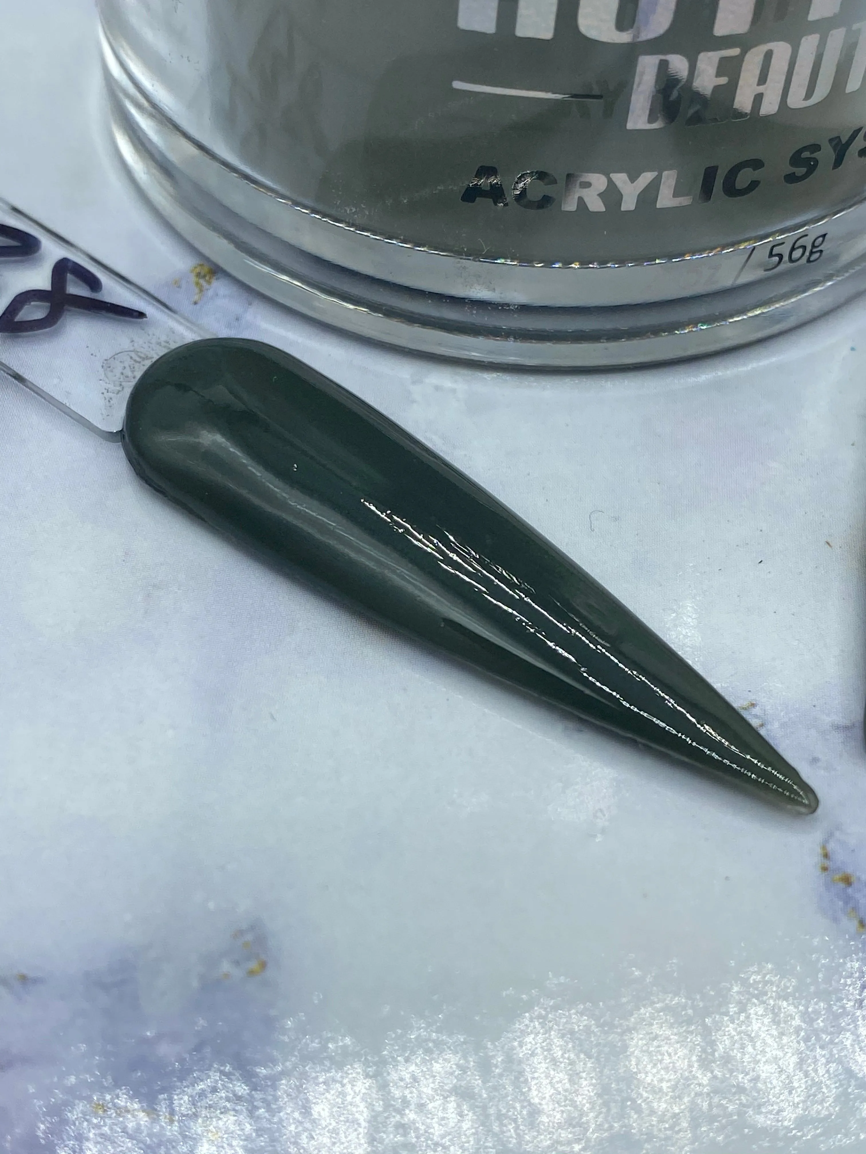Acrylic Powder - A 138 Crystal Addicts