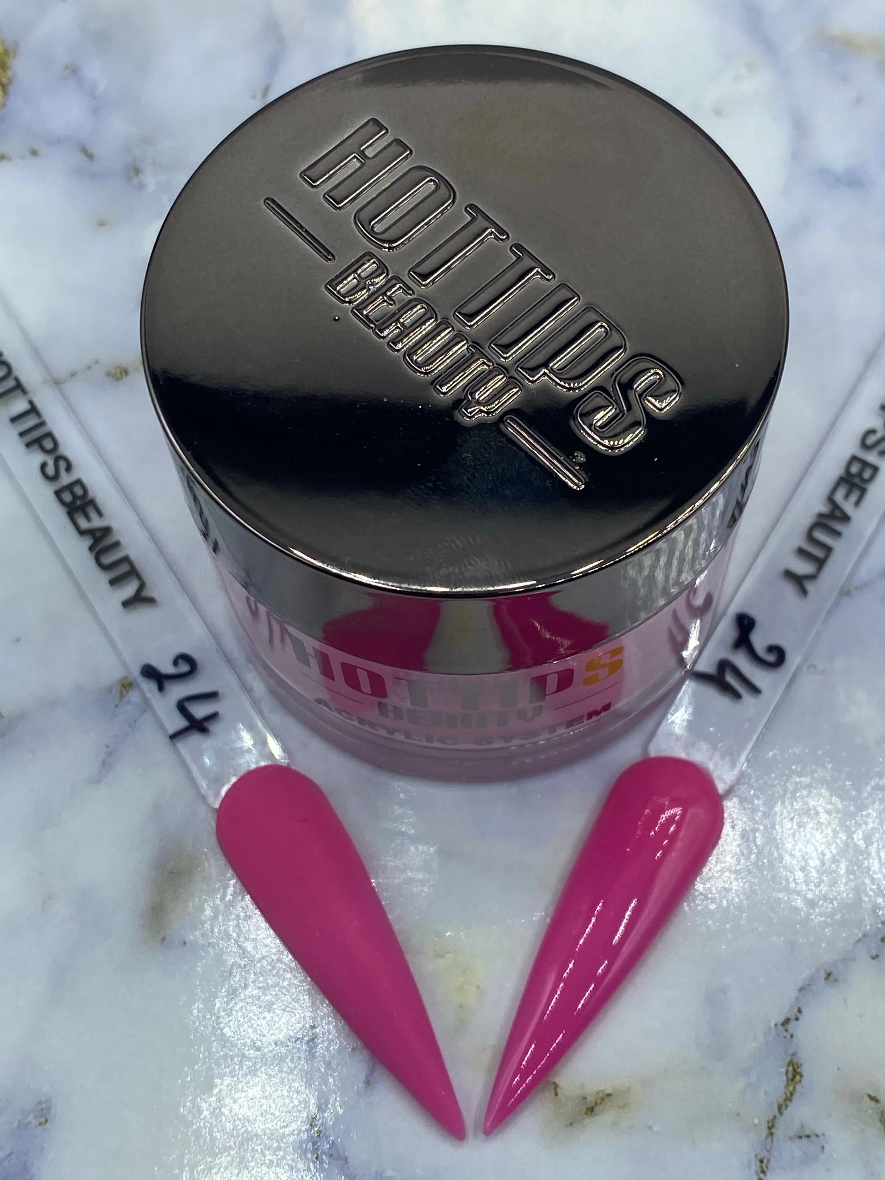 Acrylic Powder - A 24 Queen Nina