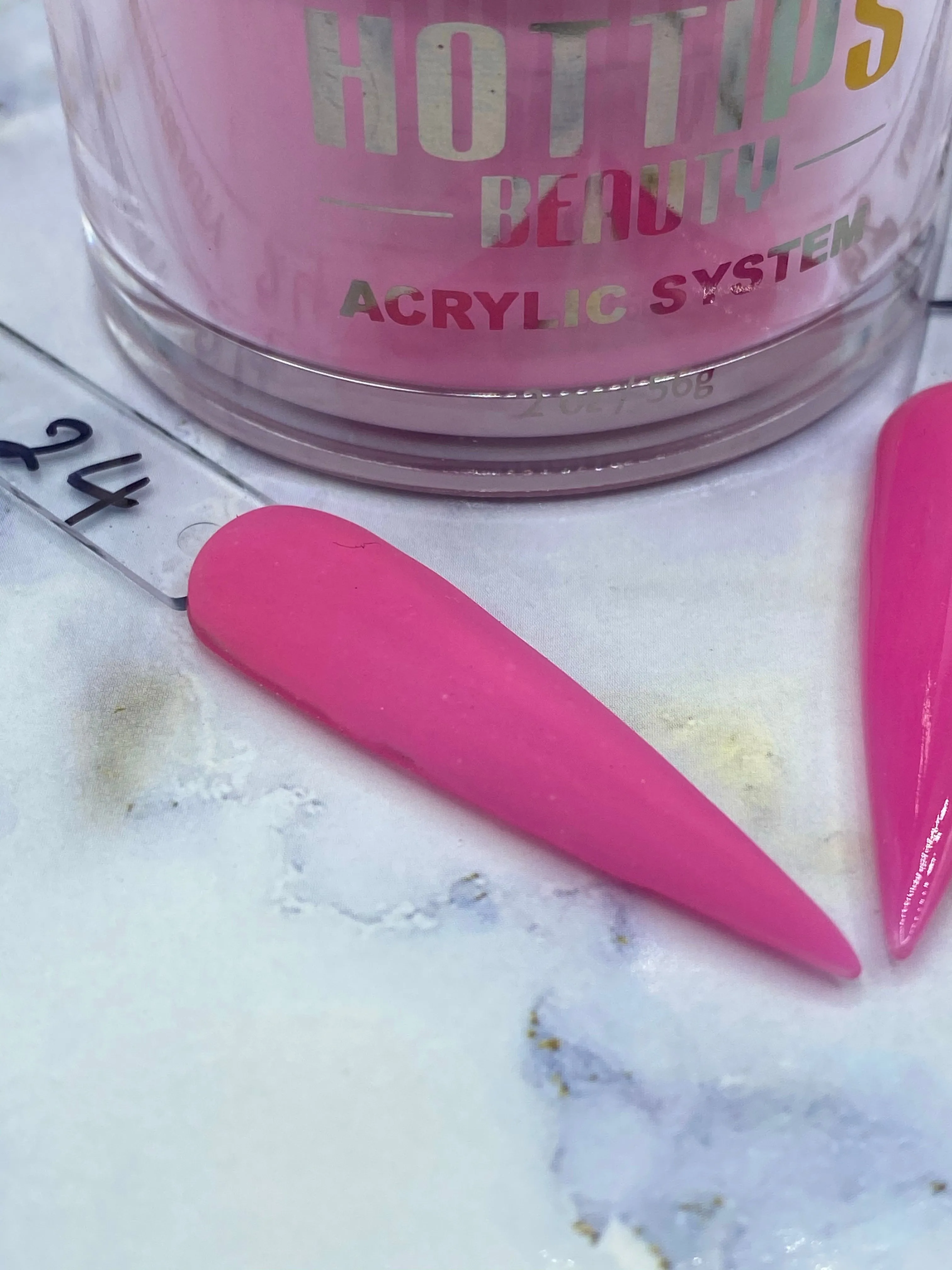 Acrylic Powder - A 24 Queen Nina