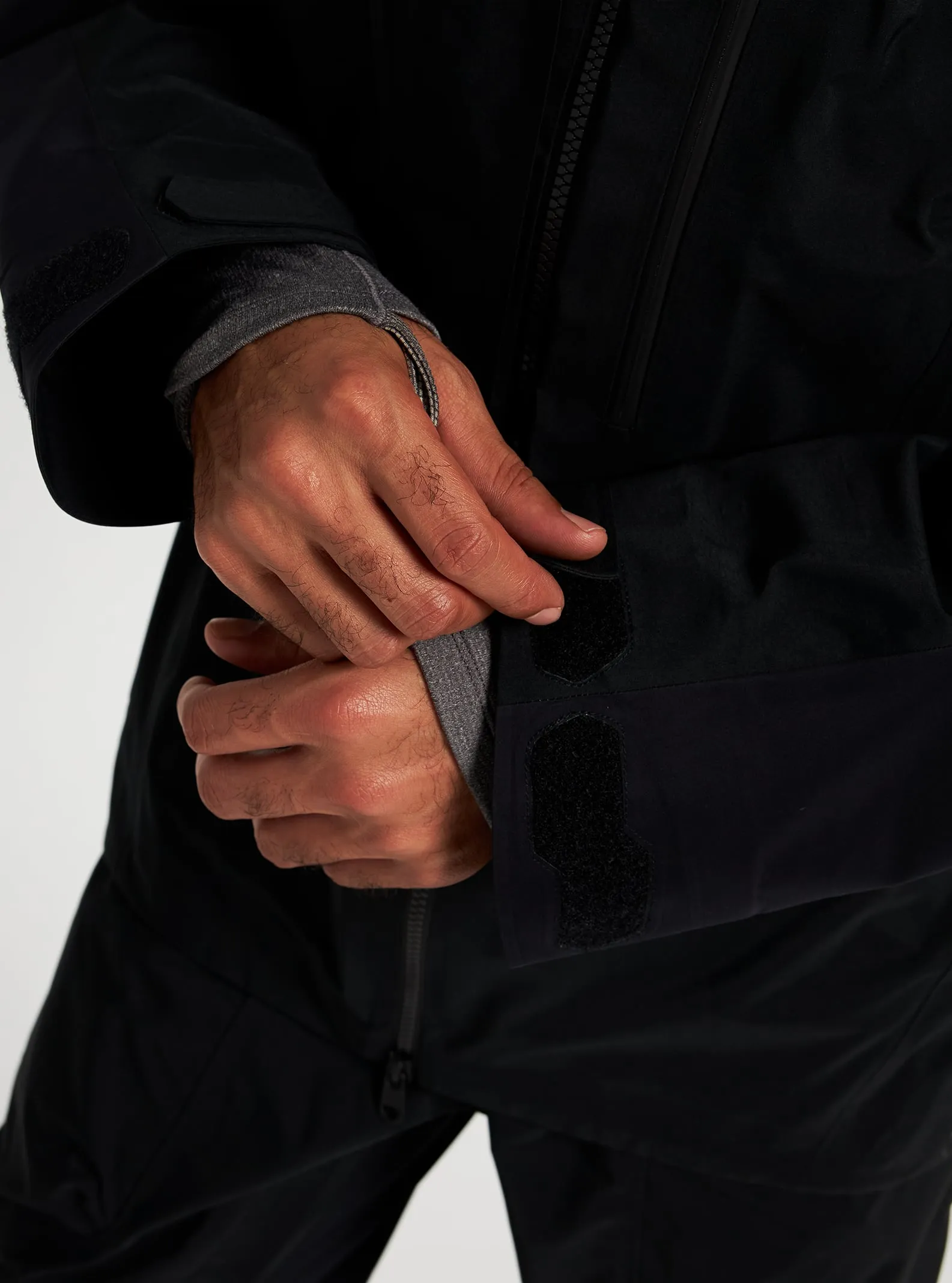 [ak] Japan GORE-TEX PRO Guide Snowboard Jacket 2022