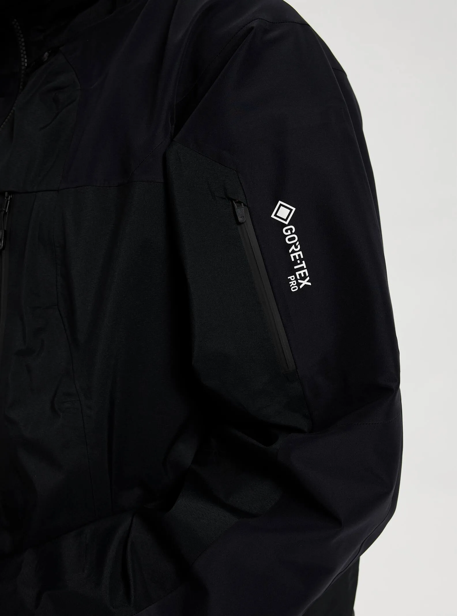 [ak] Japan GORE-TEX PRO Guide Snowboard Jacket 2022