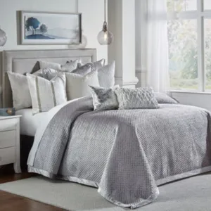 AMANI GREY QUILT SET