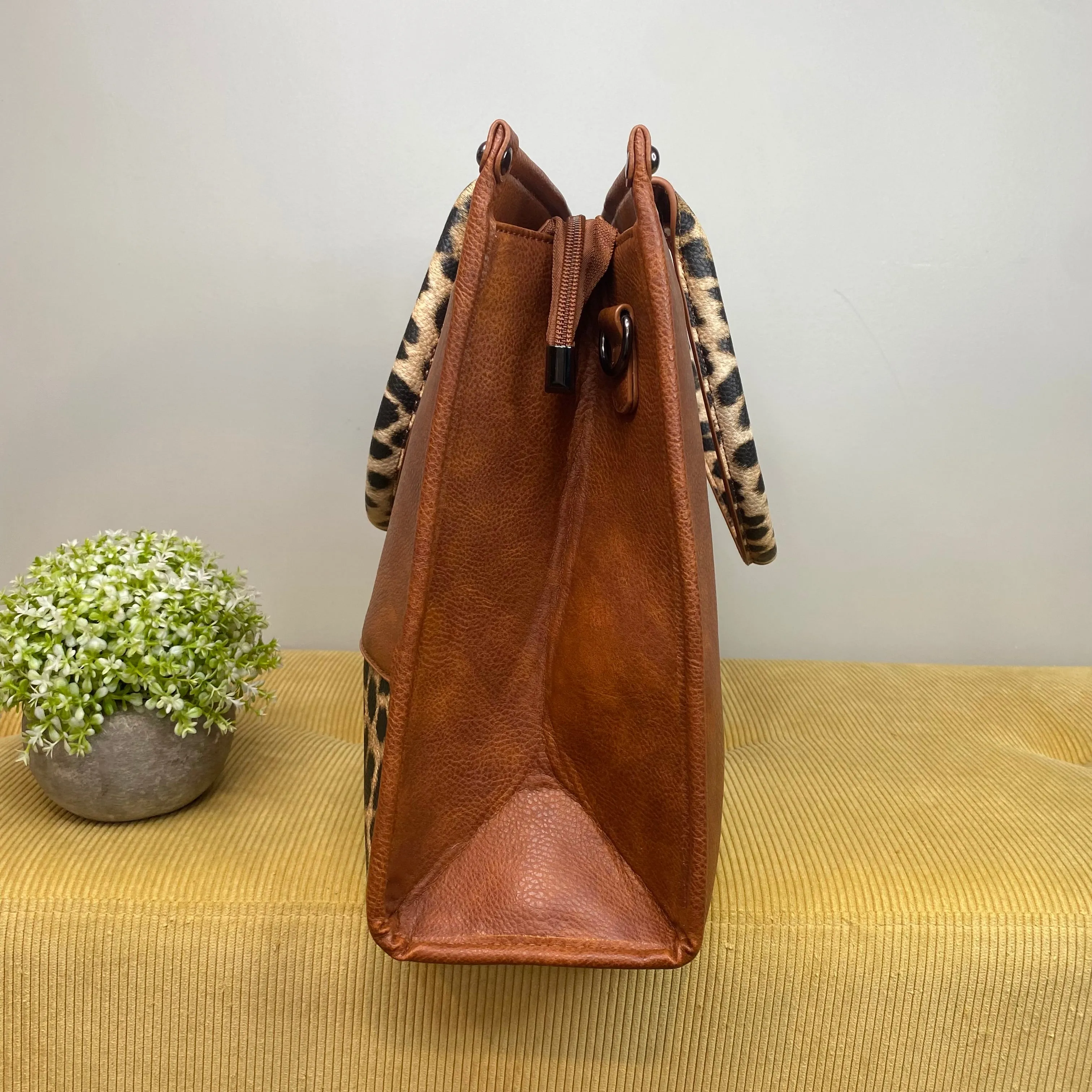 Arizona - Large Animal Print Without Strap - LAST ONE LEFT