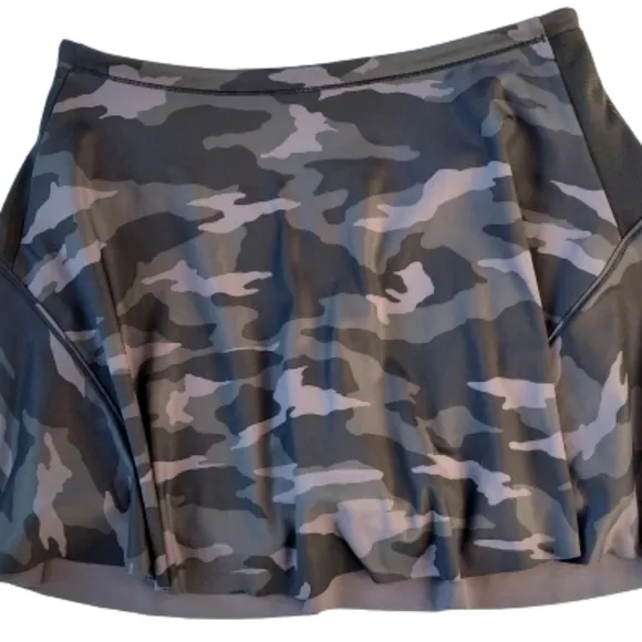 Athleta Camo Camouflage Match Point Athletic Skort Skirt Size Small