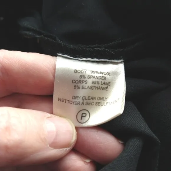 Badgley Mischka 95% Wool Dress Shorts Size Medium