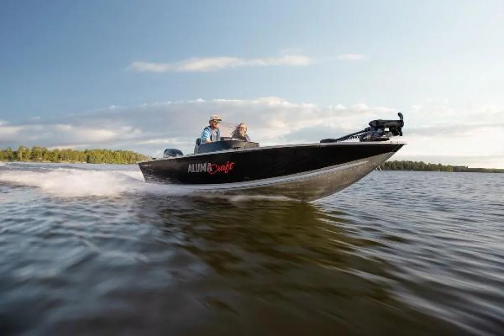 Barca aluminiu AlumaCraft Classic 165 Sport