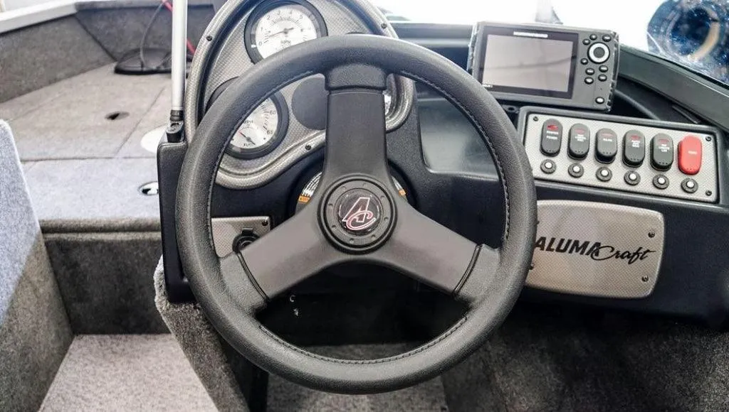 Barca aluminiu AlumaCraft Classic 165 Sport