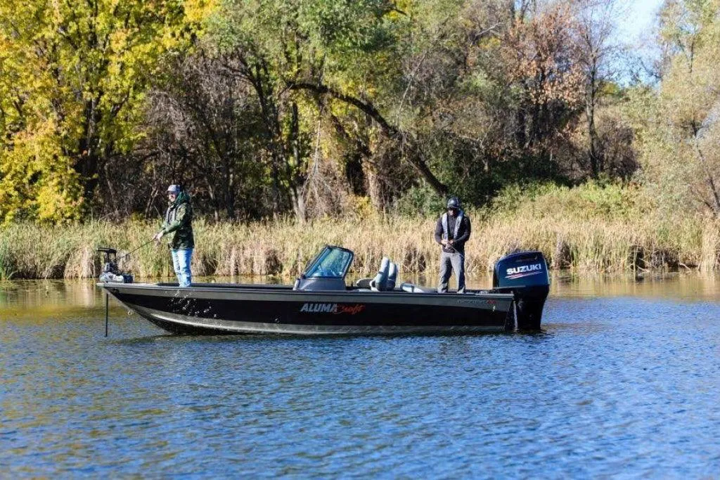 Barca aluminiu AlumaCraft Competitor 205 CS / Sport