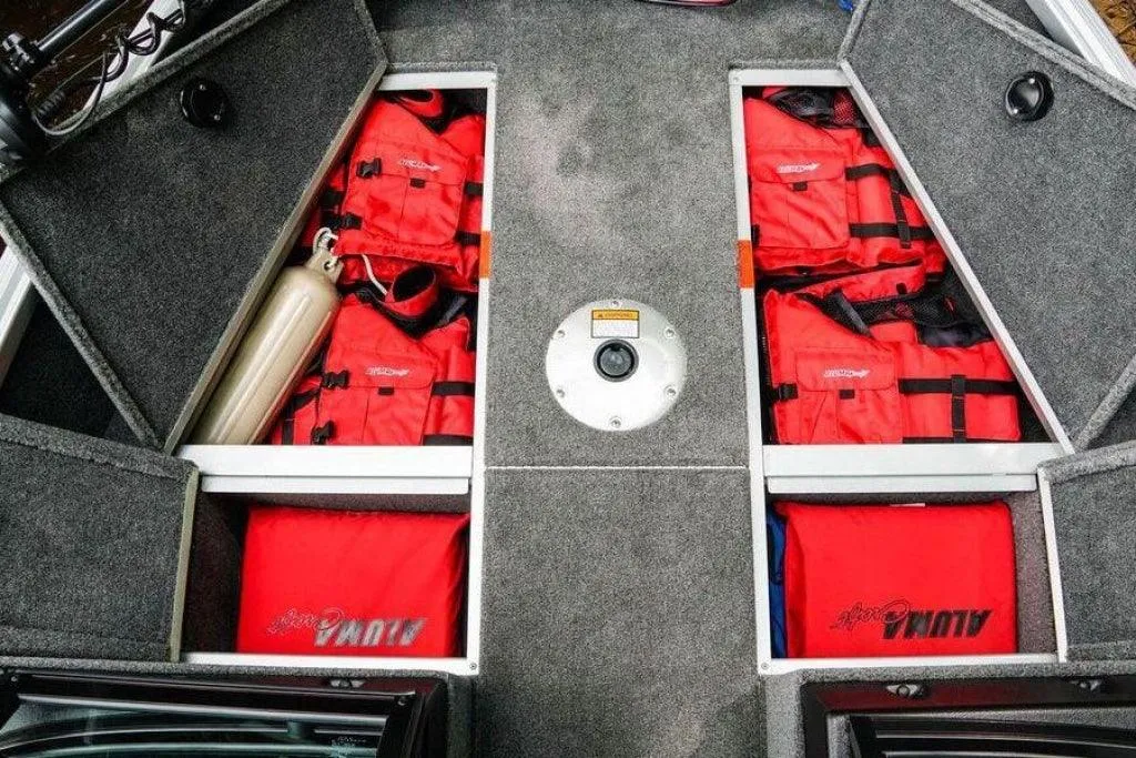 Barca aluminiu AlumaCraft Voyageur 175 Sport