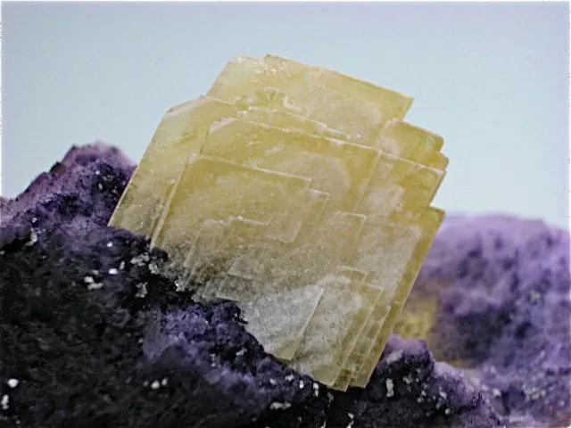 Barite on Fluorite Breccia Chip, Rosiclare Level, Main Orebody Denton Mine, Ozark-Mahoning Company, Harris Creek District, Southern Illinois, Mined June 1982, W. Severance Collection #85.07, Small Cabinet  4.5 x 5.0 x 10.7 cm, $250.  Online 9/2. SOLD