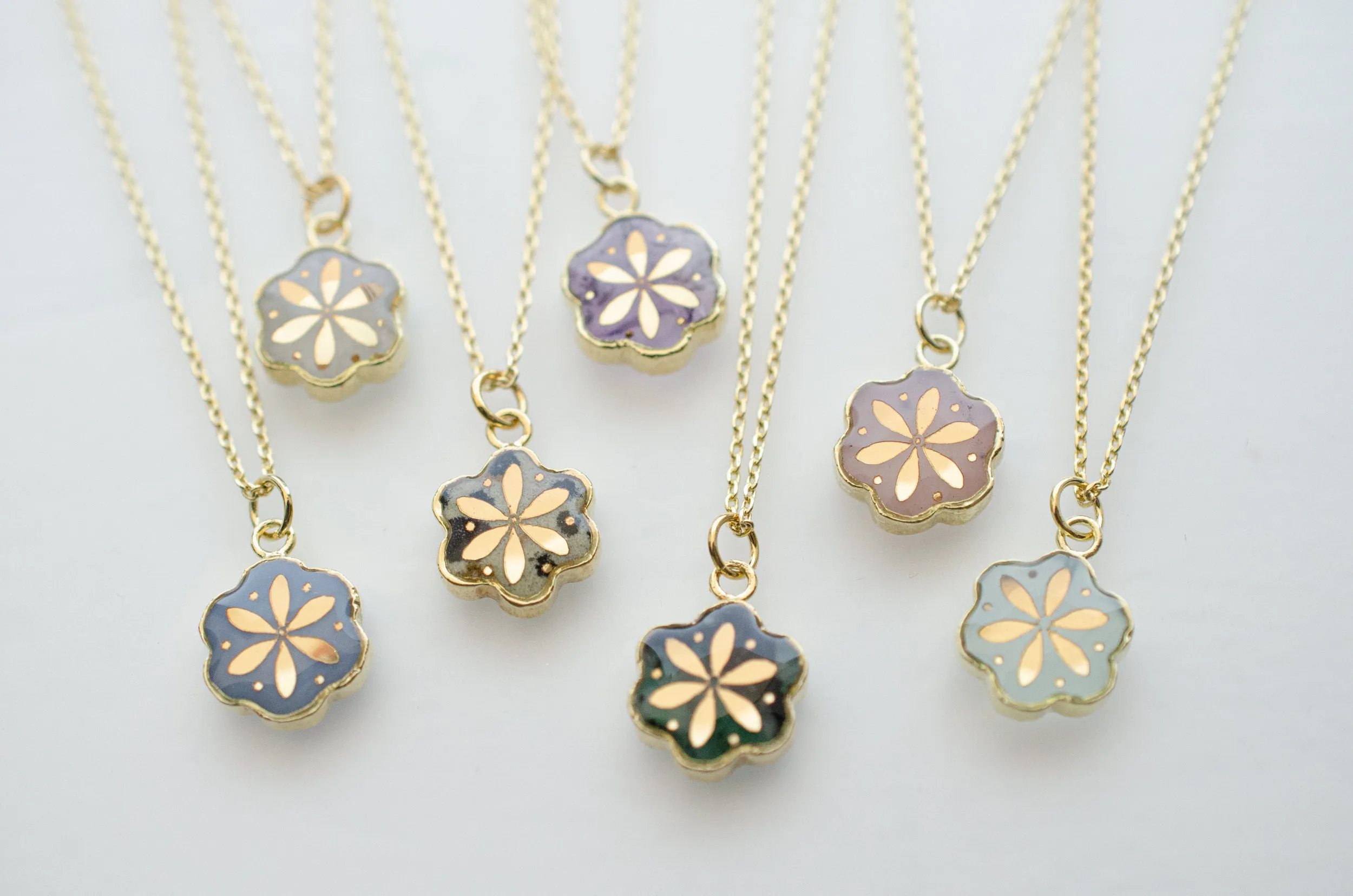 Birthstone Flower Necklace, Amethyst Necklace, Emerald Flower Necklace, Moonstone Necklace, layering Necklace, Dainty Flower Necklace