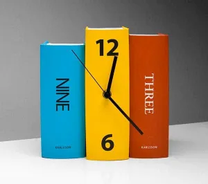 Books Clock