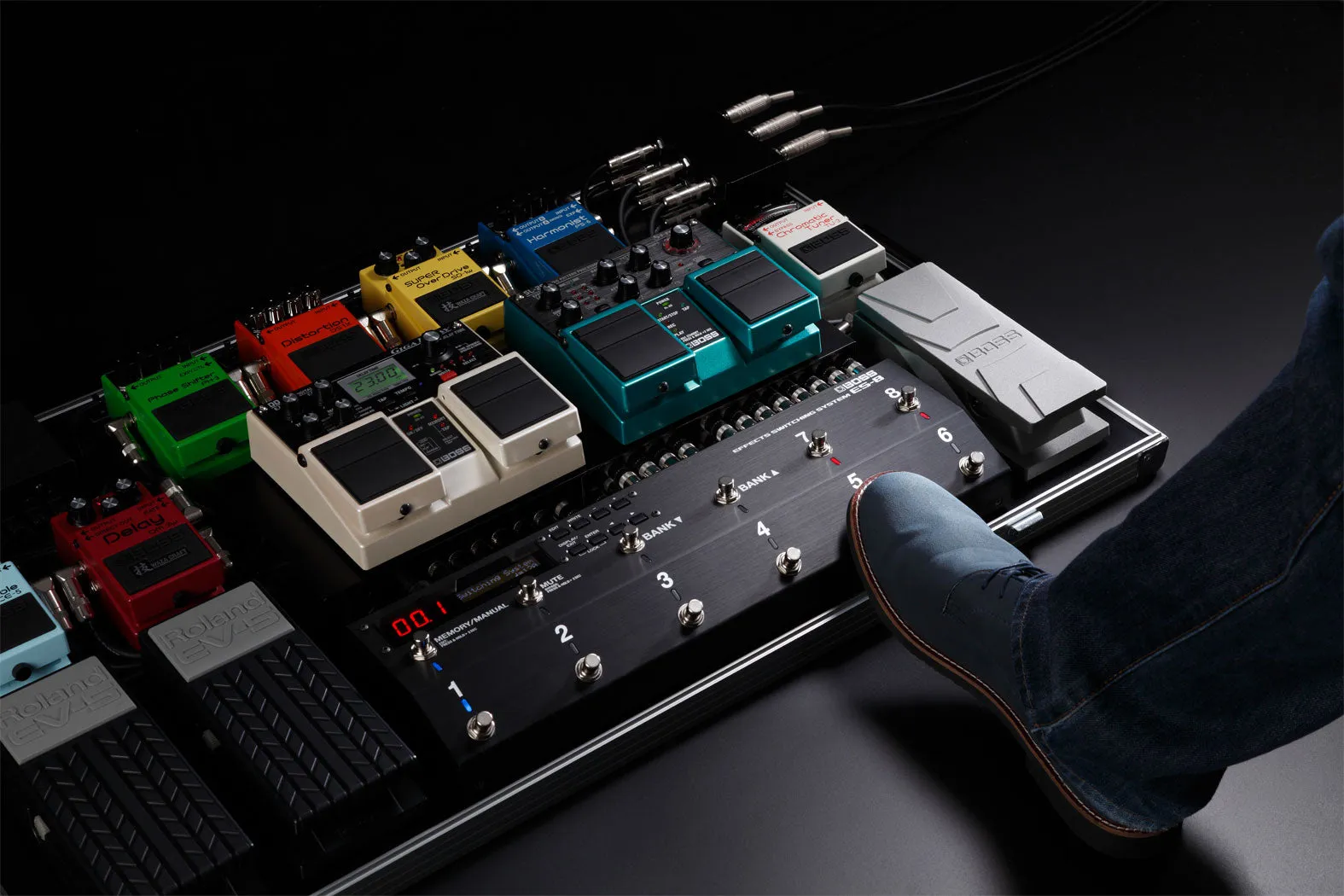 Boss ES-8 Effects Switching System