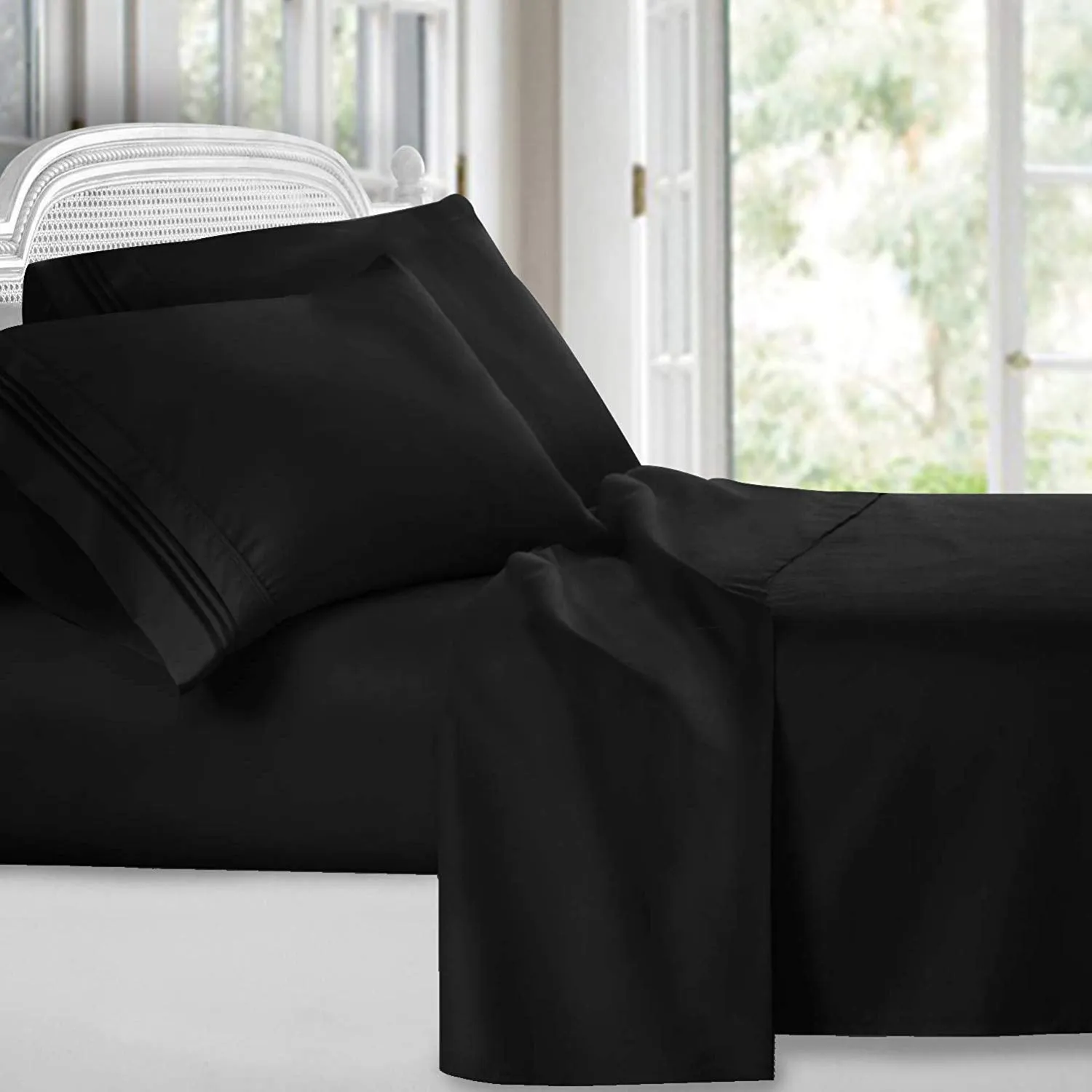 Brand new in package! Bamboo Essence 2000 wrinkle free deep pocket sheet set! Full/Double! Black!