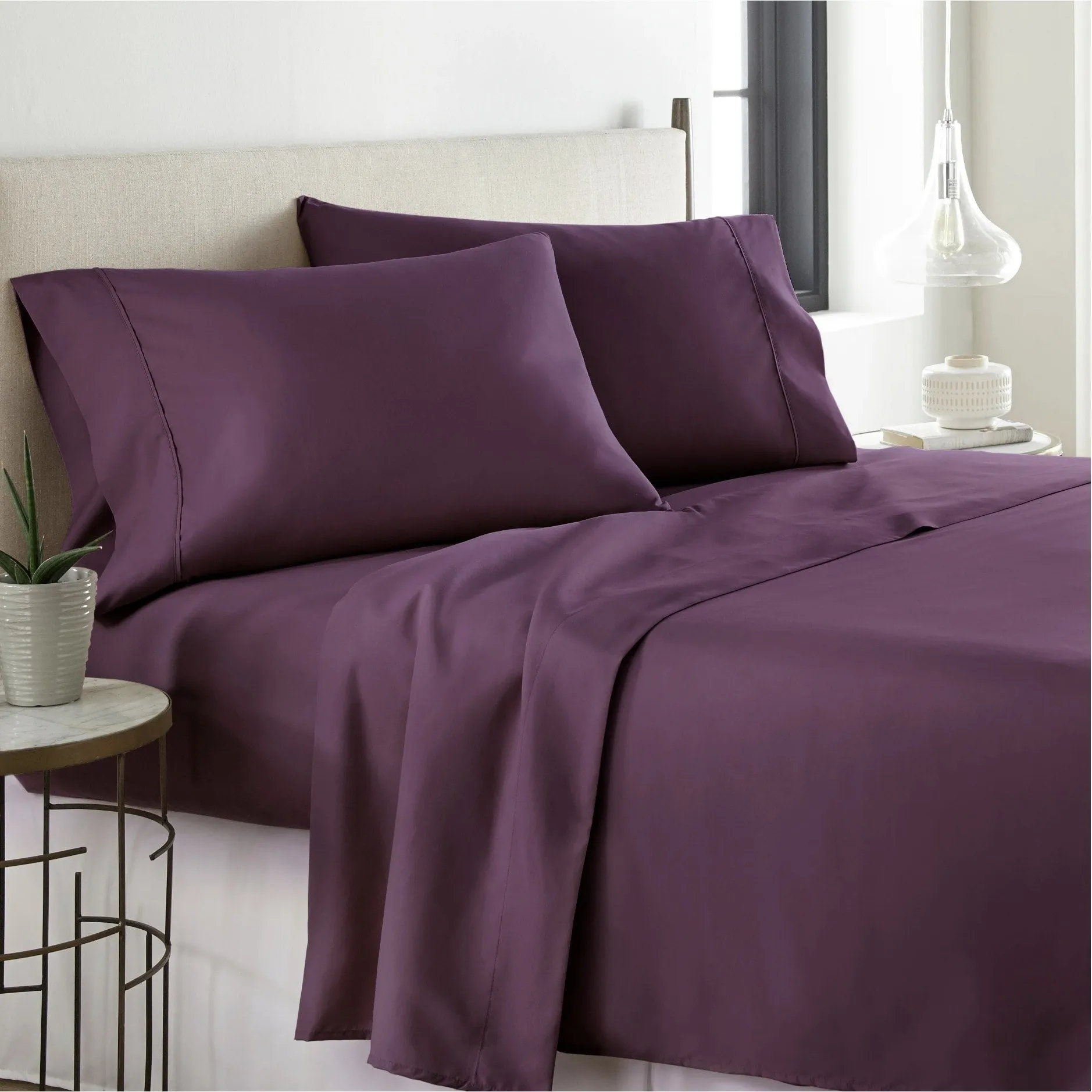 Brand new in package! Bamboo Essence 2500 wrinkle free deep pocket 4 Piece sheet set in KING, PLUM! Fits Mattresses up to 18" Deep
