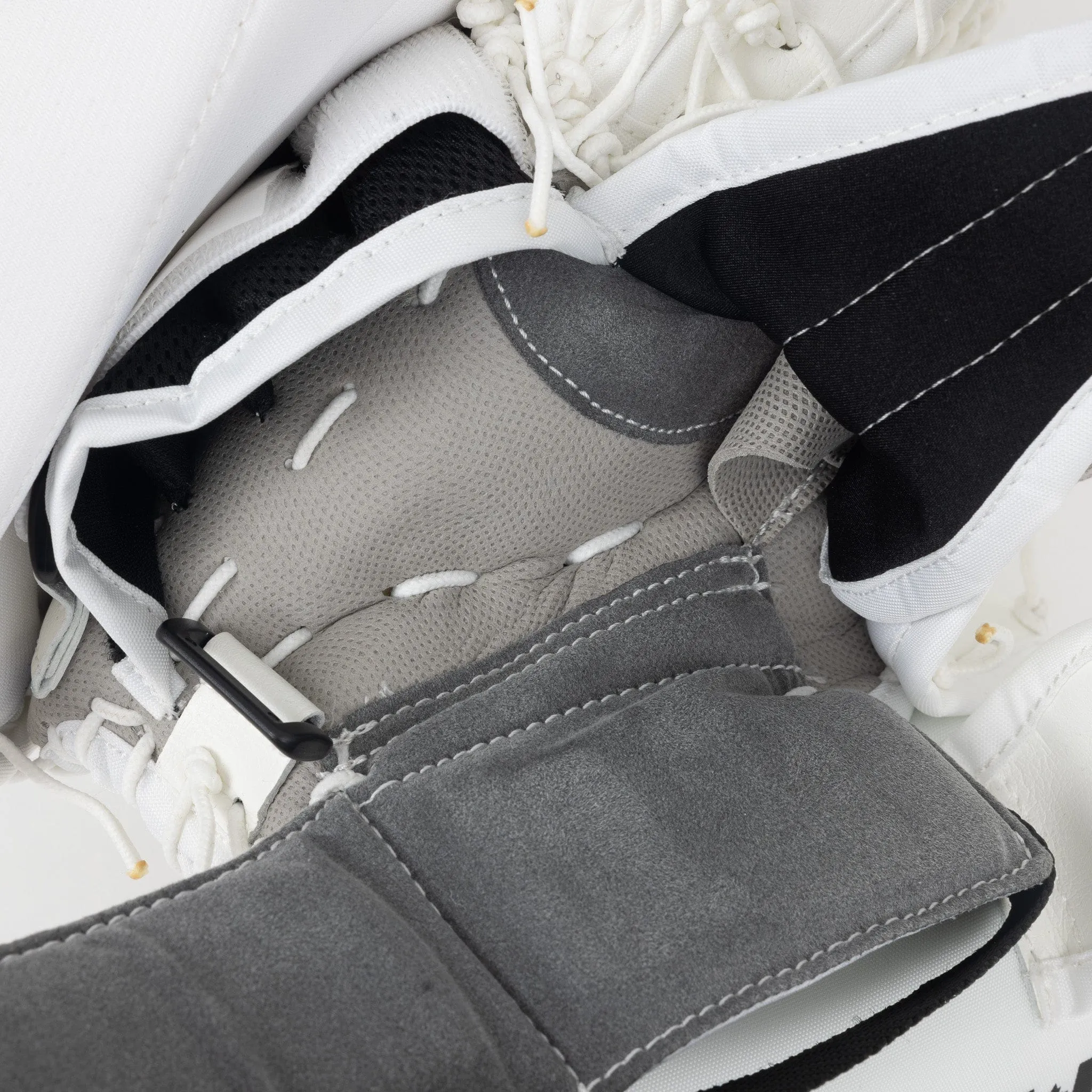 Brian's ICONIK X Intermediate Goalie Catcher