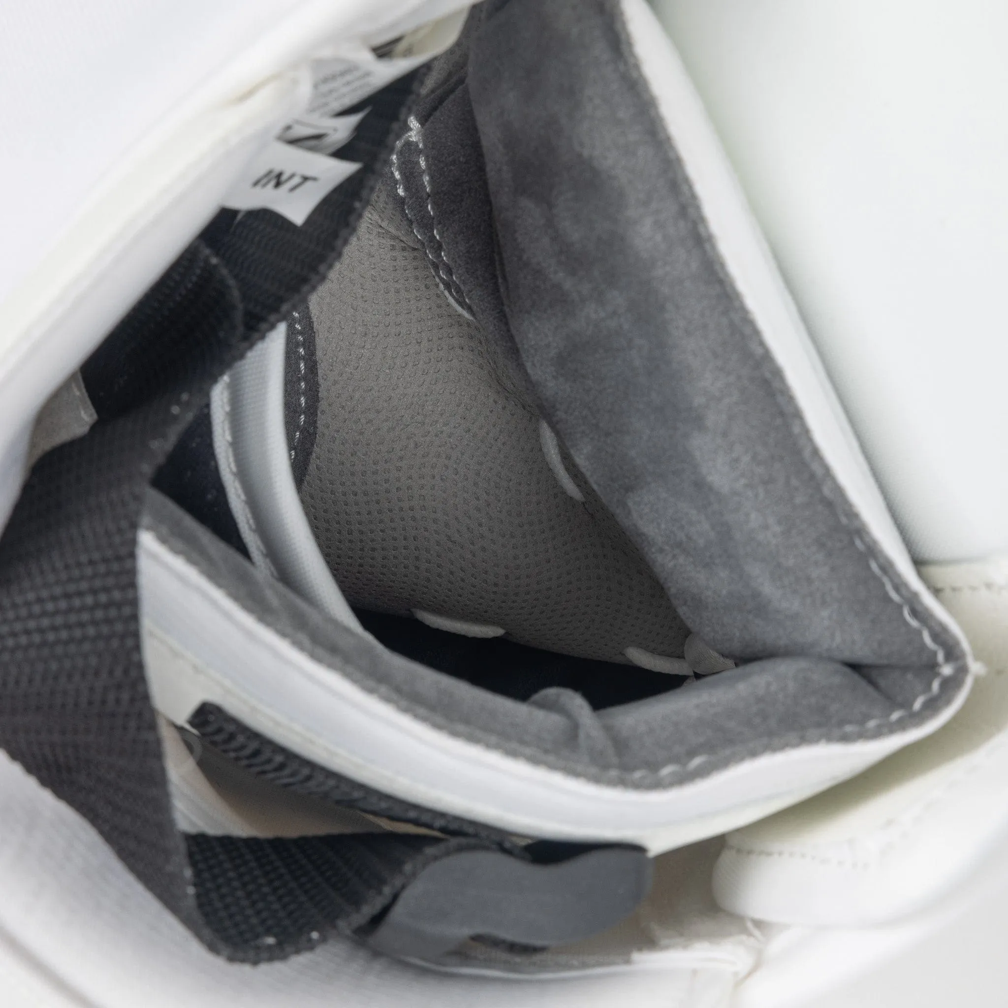 Brian's ICONIK X Intermediate Goalie Catcher