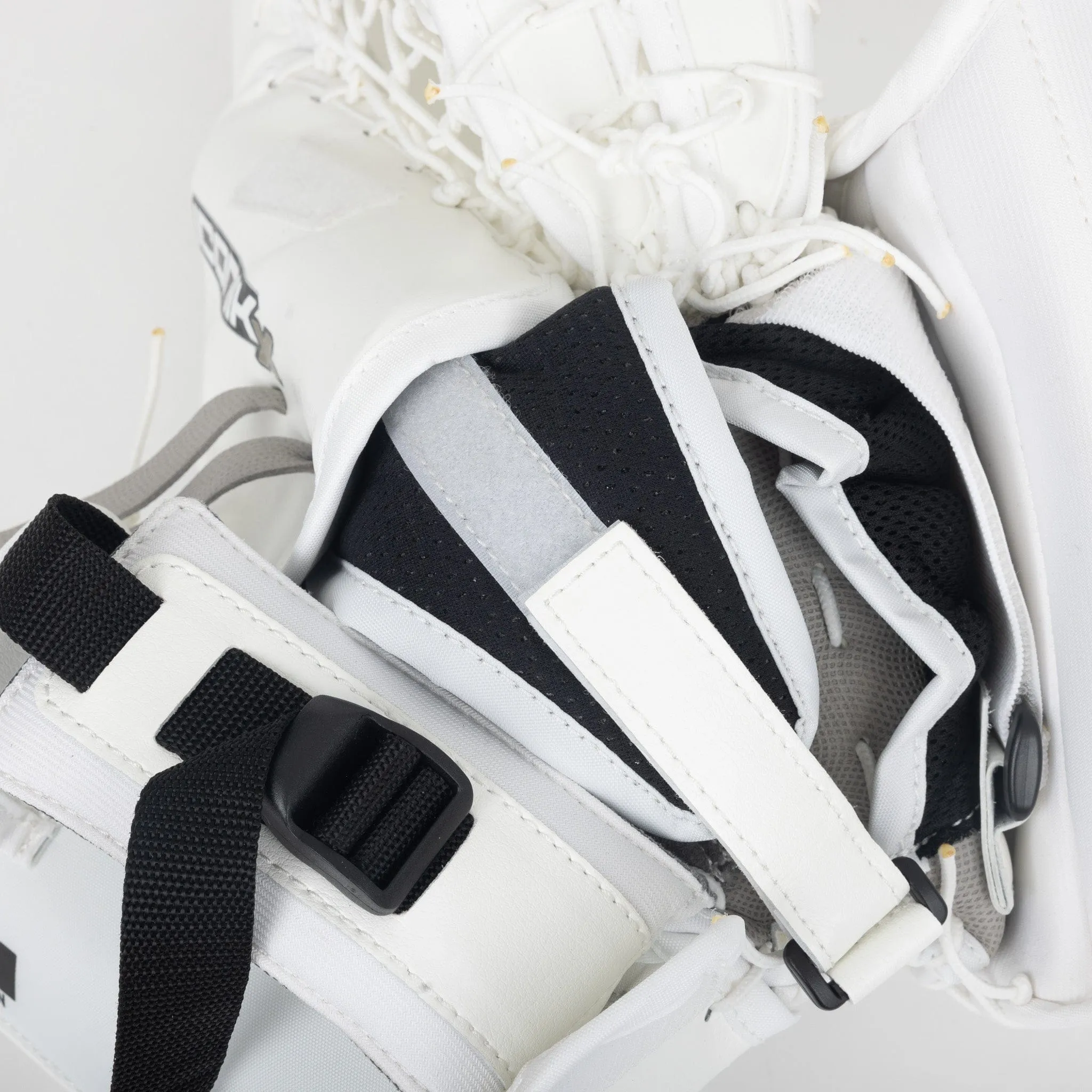 Brian's ICONIK X Senior Goalie Catcher