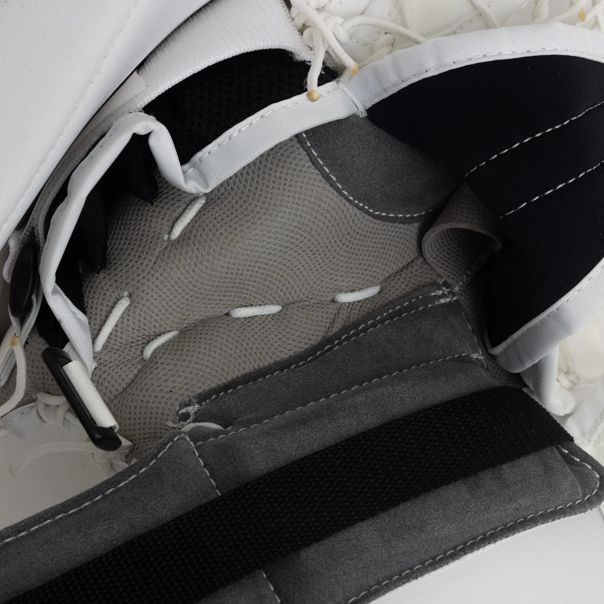 Brian's ICONIK X Senior Goalie Catcher