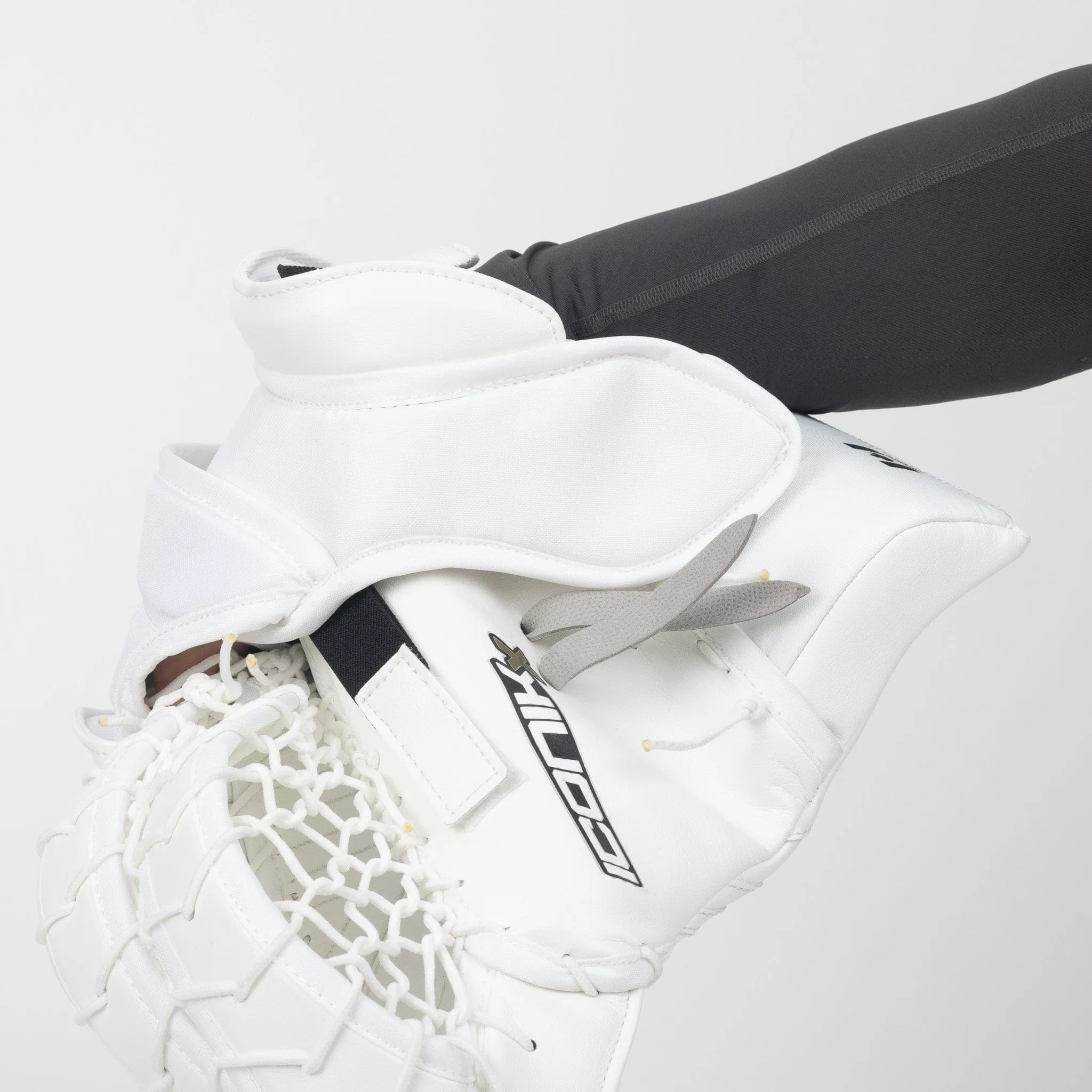 Brian's ICONIK X Senior Goalie Catcher