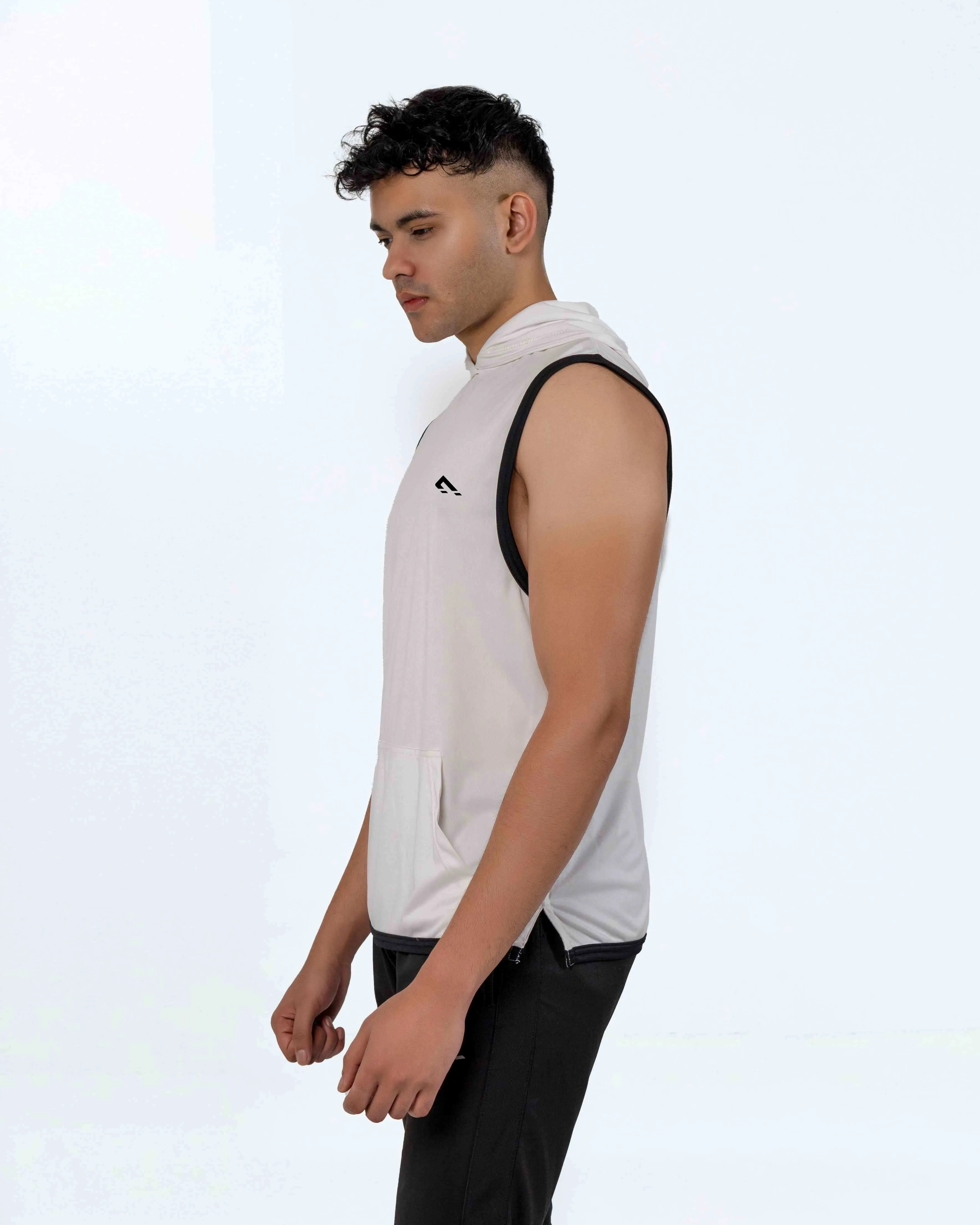 Combat Sleeveless Hoodie - White