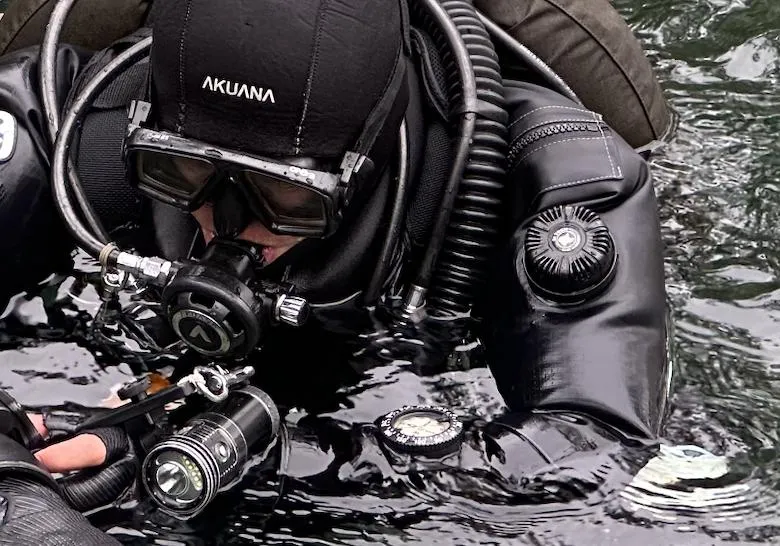 Condor 2100W diving light