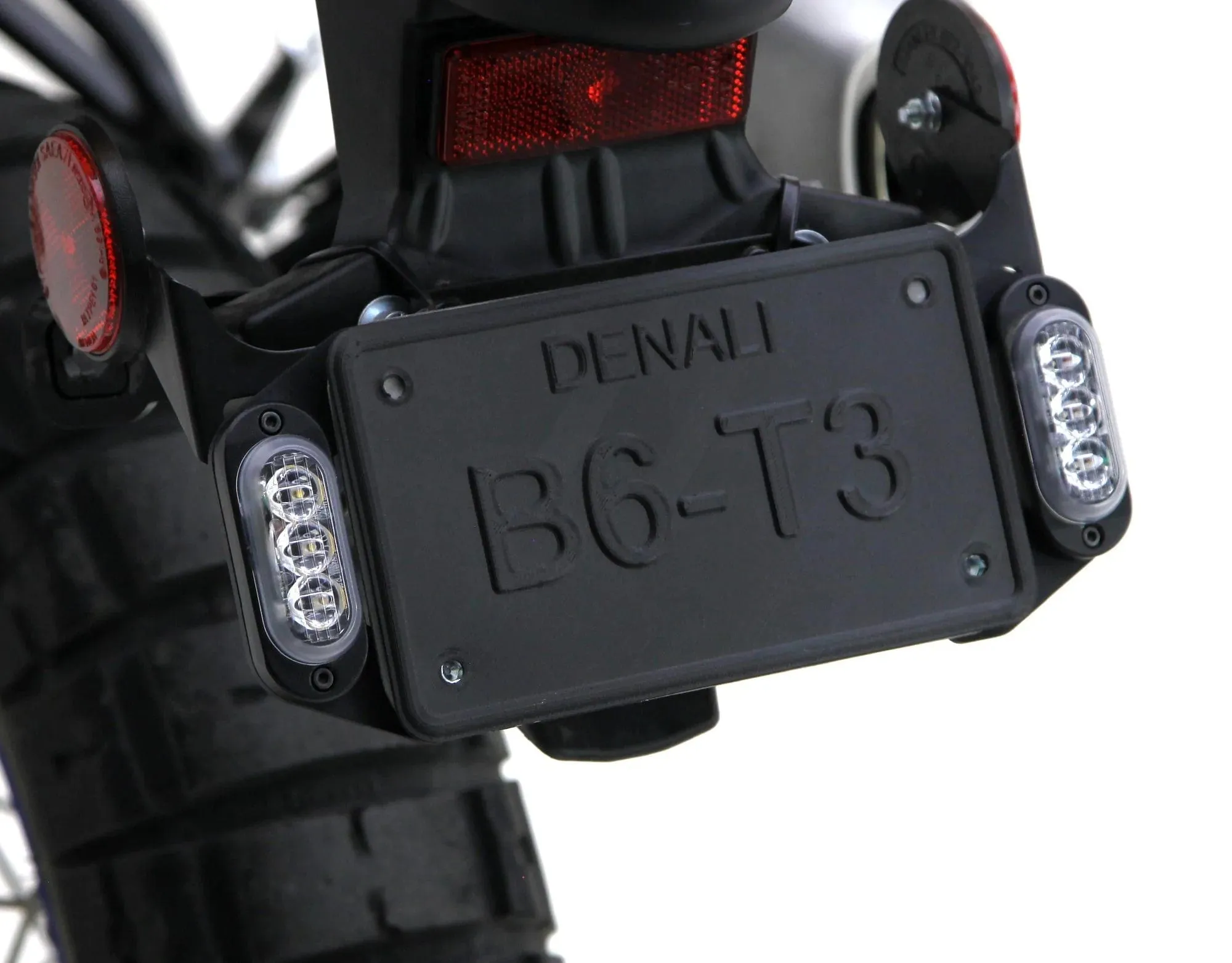 Denali T3 led Switchback kentekenplaat richtingaanwijzers en rood licht