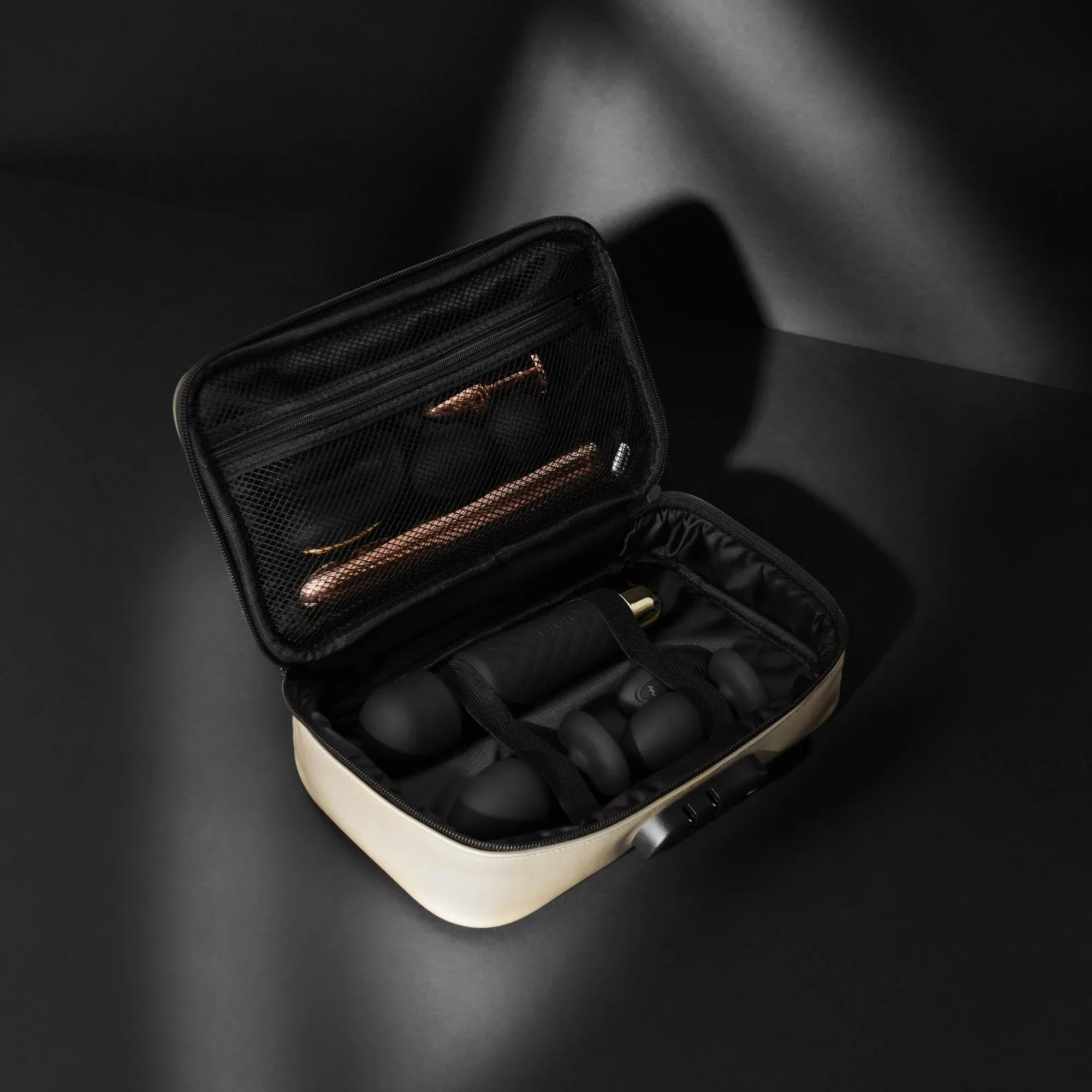 Discreet Box Luxury Gold - DORCEL