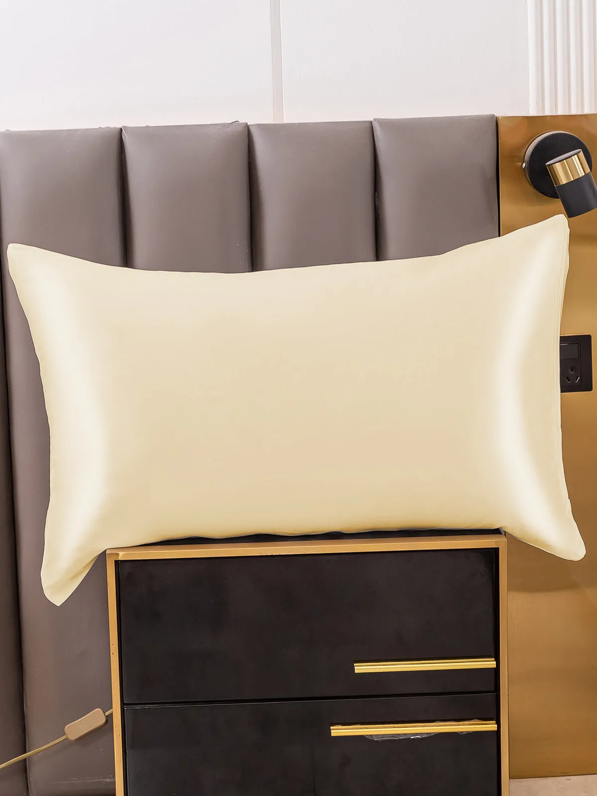 Discreet Hidden Zipper Pillowcase