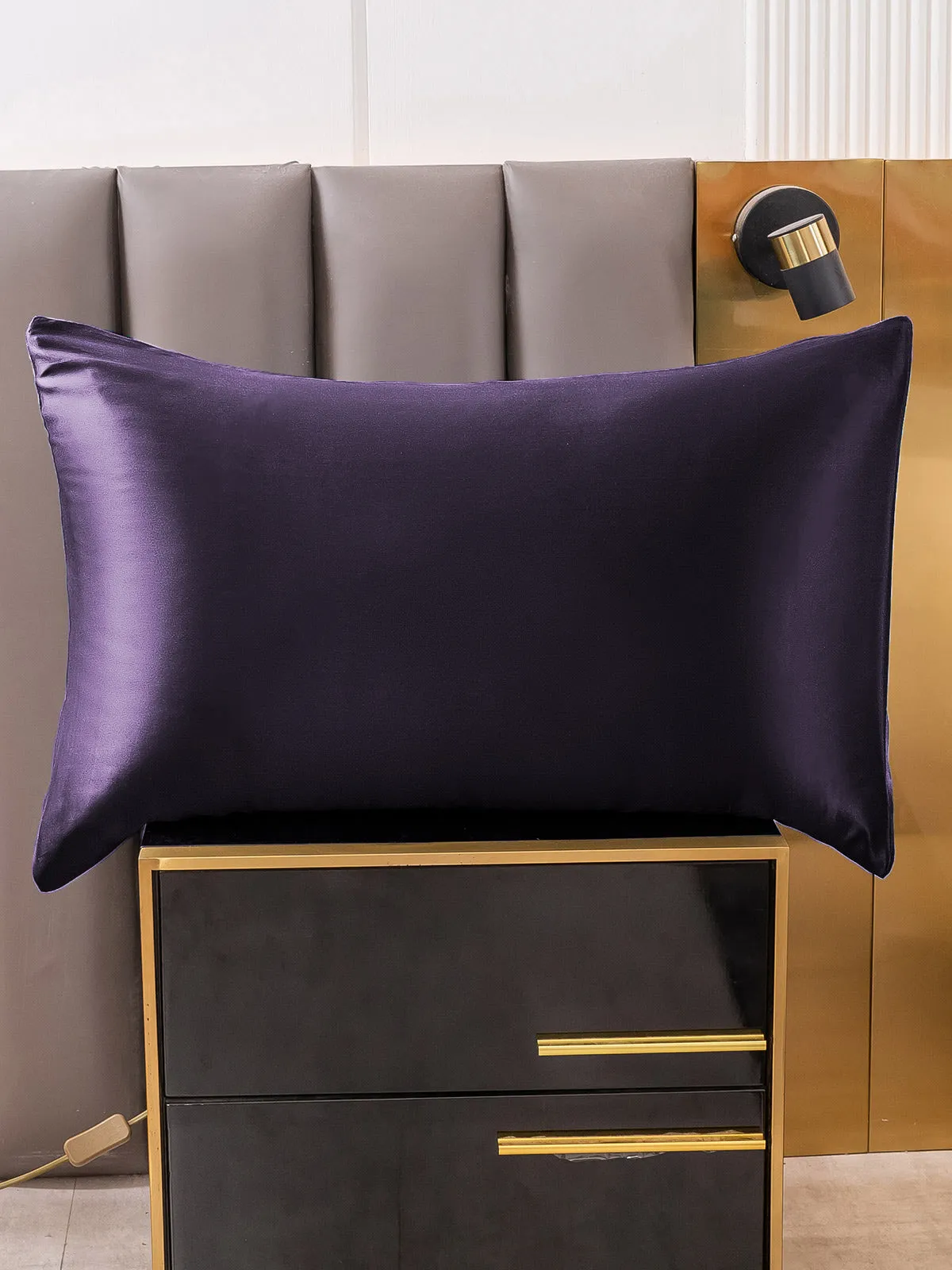 Discreet Hidden Zipper Pillowcase