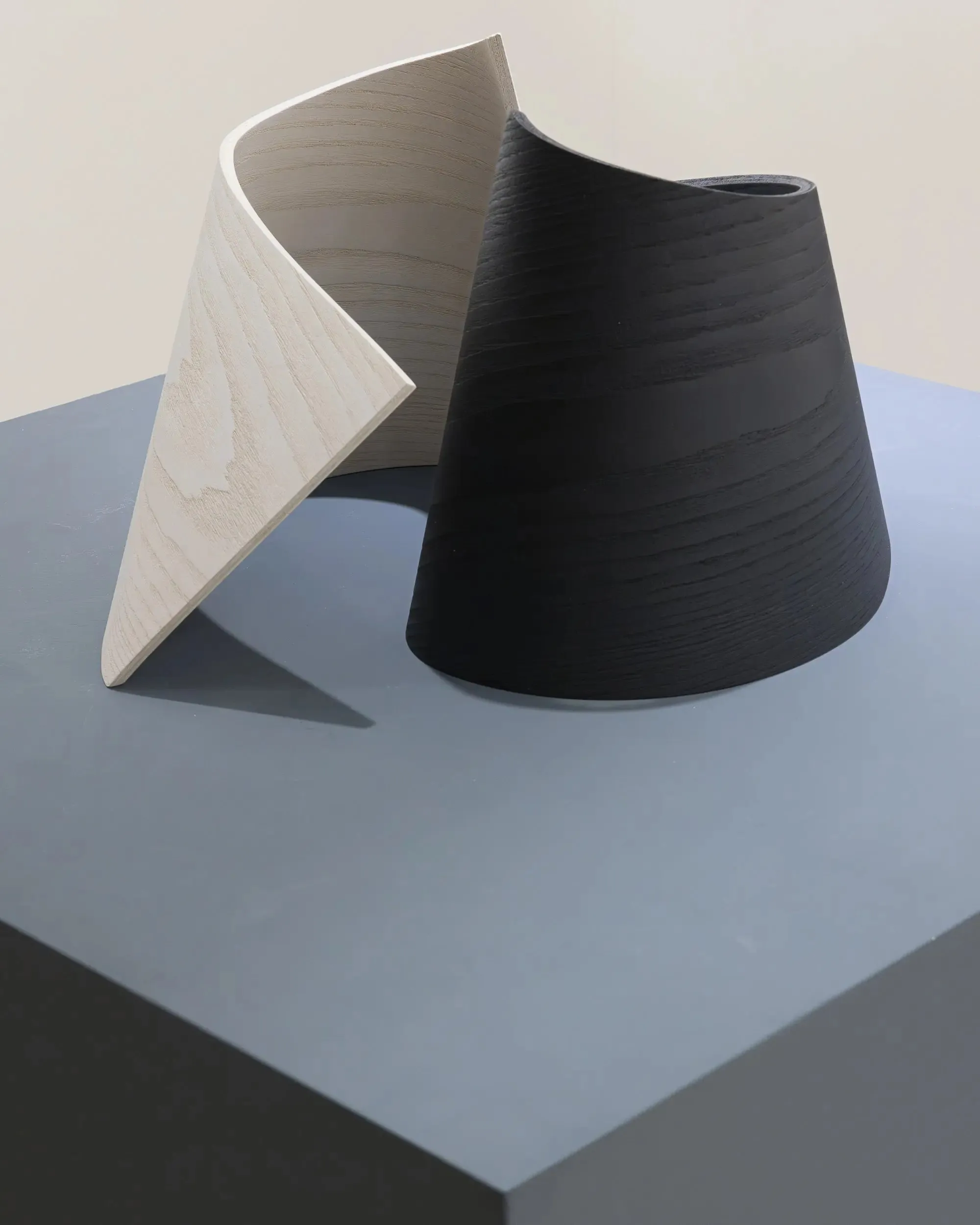 Divenire Wooden Vases