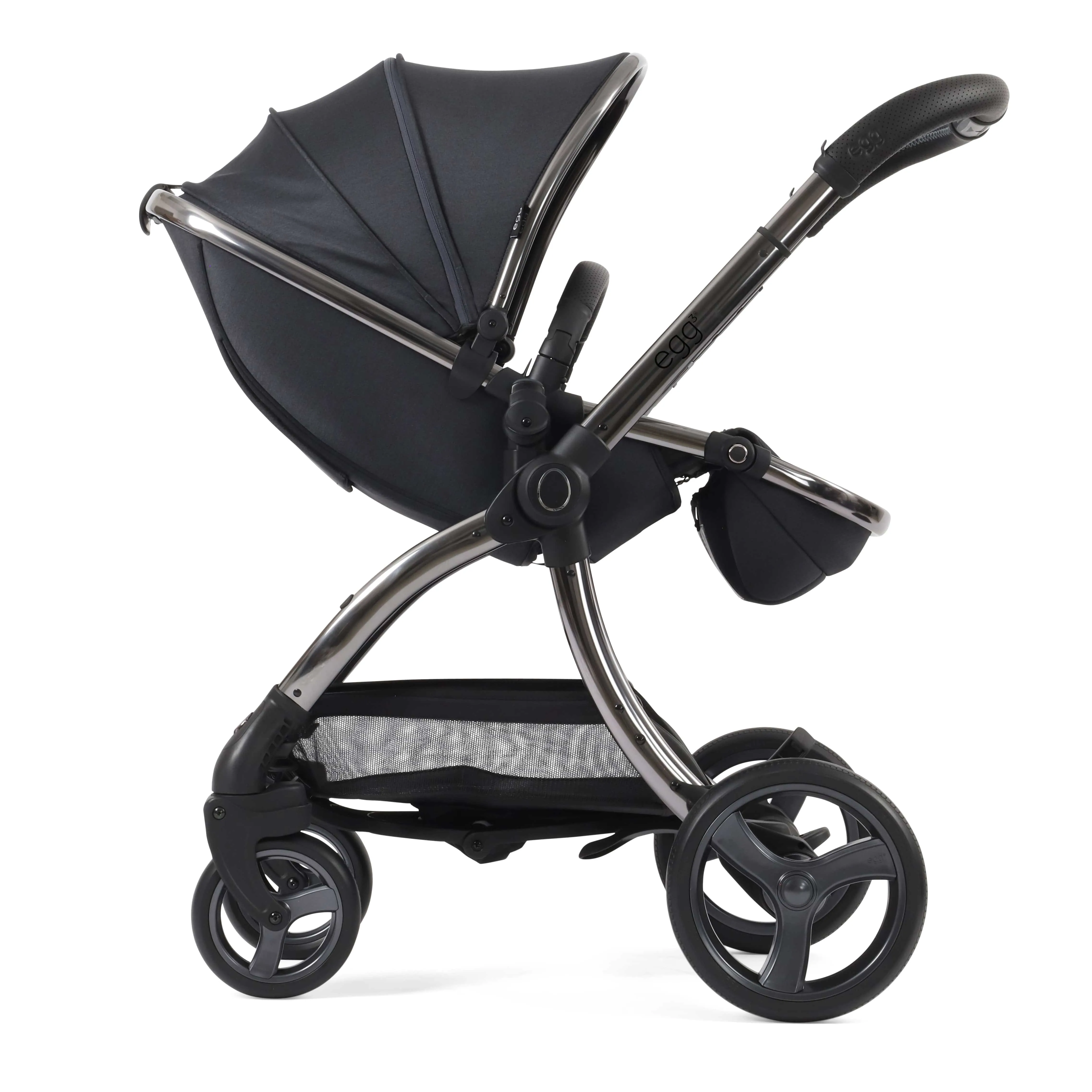 egg3 Luxury Maxi-Cosi Travel System Bundle - Carbonite
