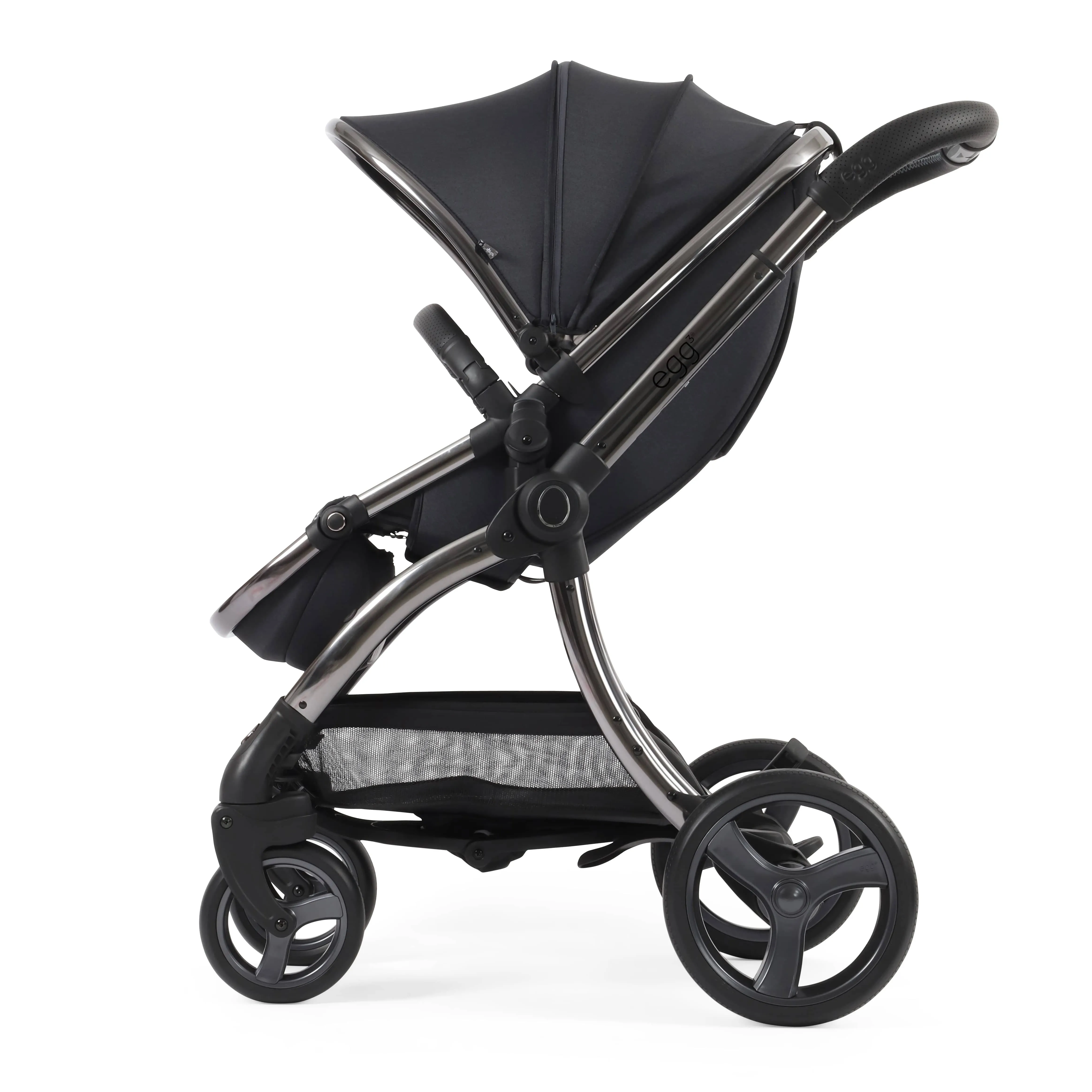 egg3 Luxury Maxi-Cosi Travel System Bundle - Carbonite