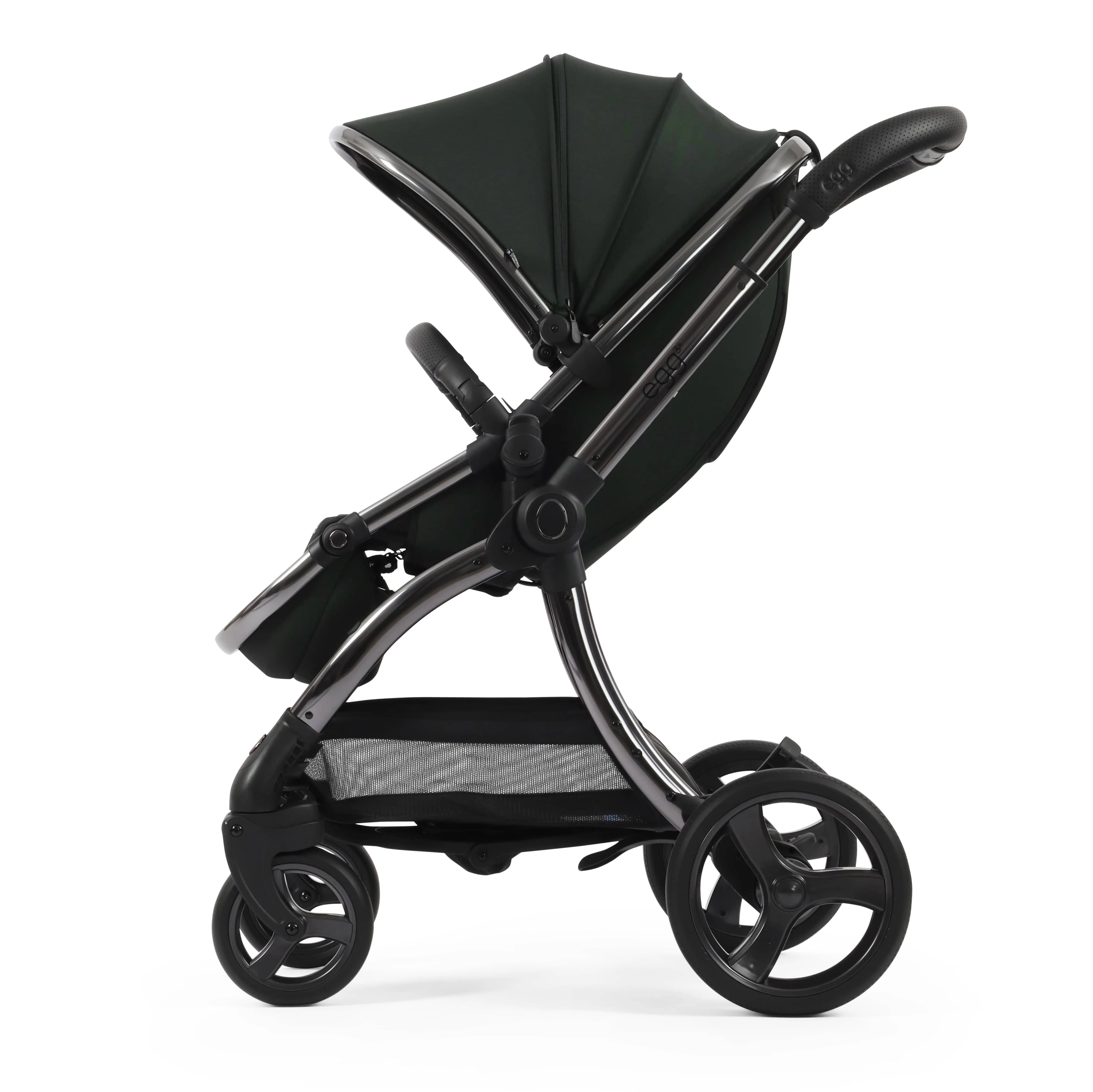 egg3 Luxury Maxi-Cosi Travel System Bundle in Black Olive