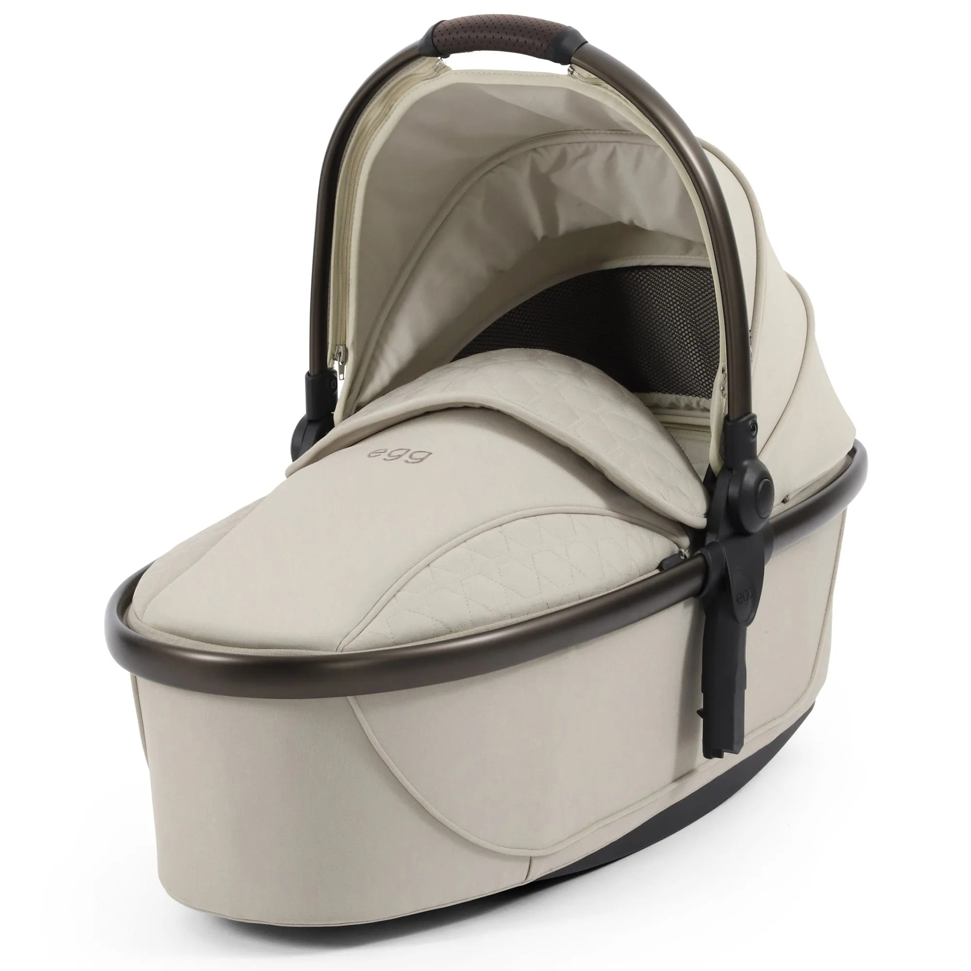 egg3 Luxury Maxi-Cosi Travel System Bundle in Cashmere