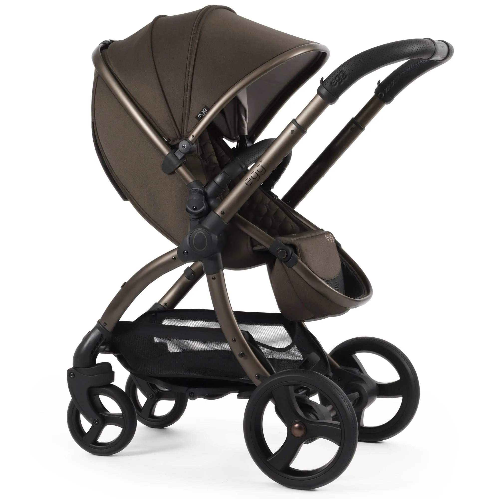 egg3 Luxury Maxi-Cosi Travel System Bundle in Chocolate Velvet