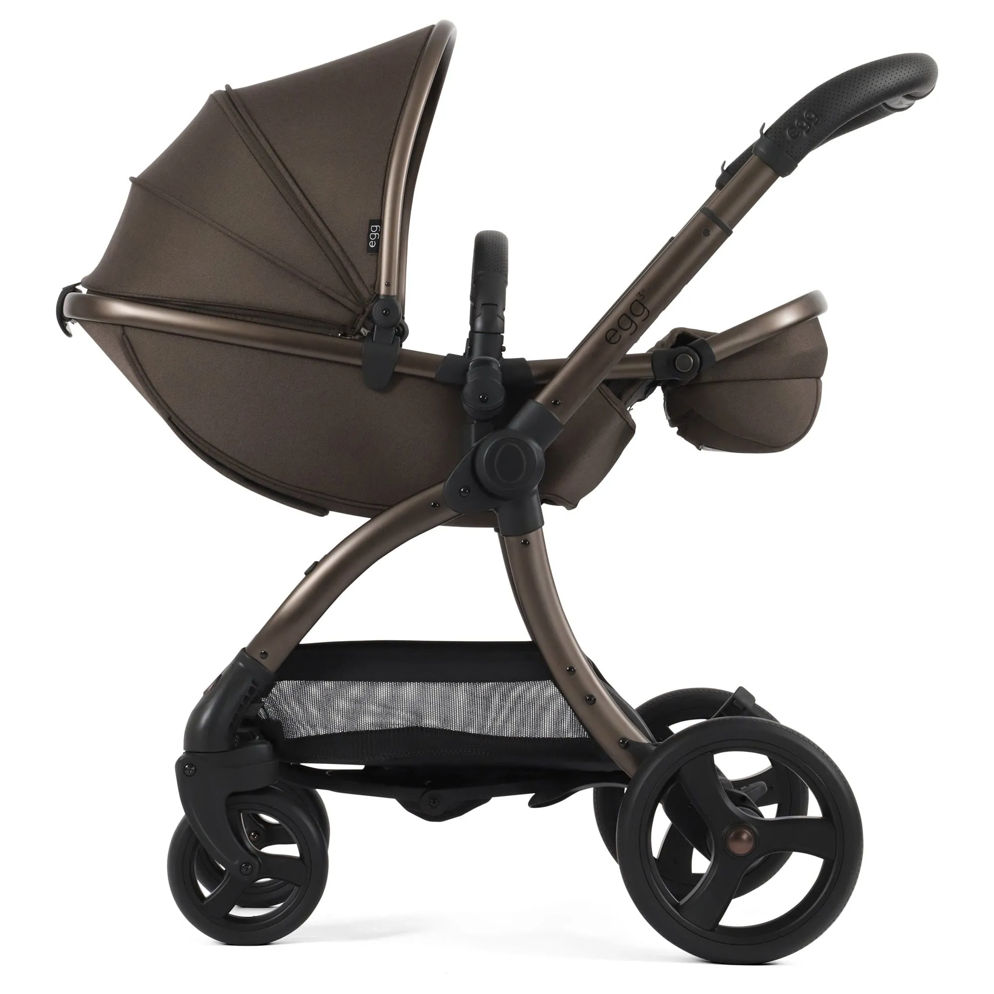 egg3 Luxury Maxi-Cosi Travel System Bundle in Chocolate Velvet