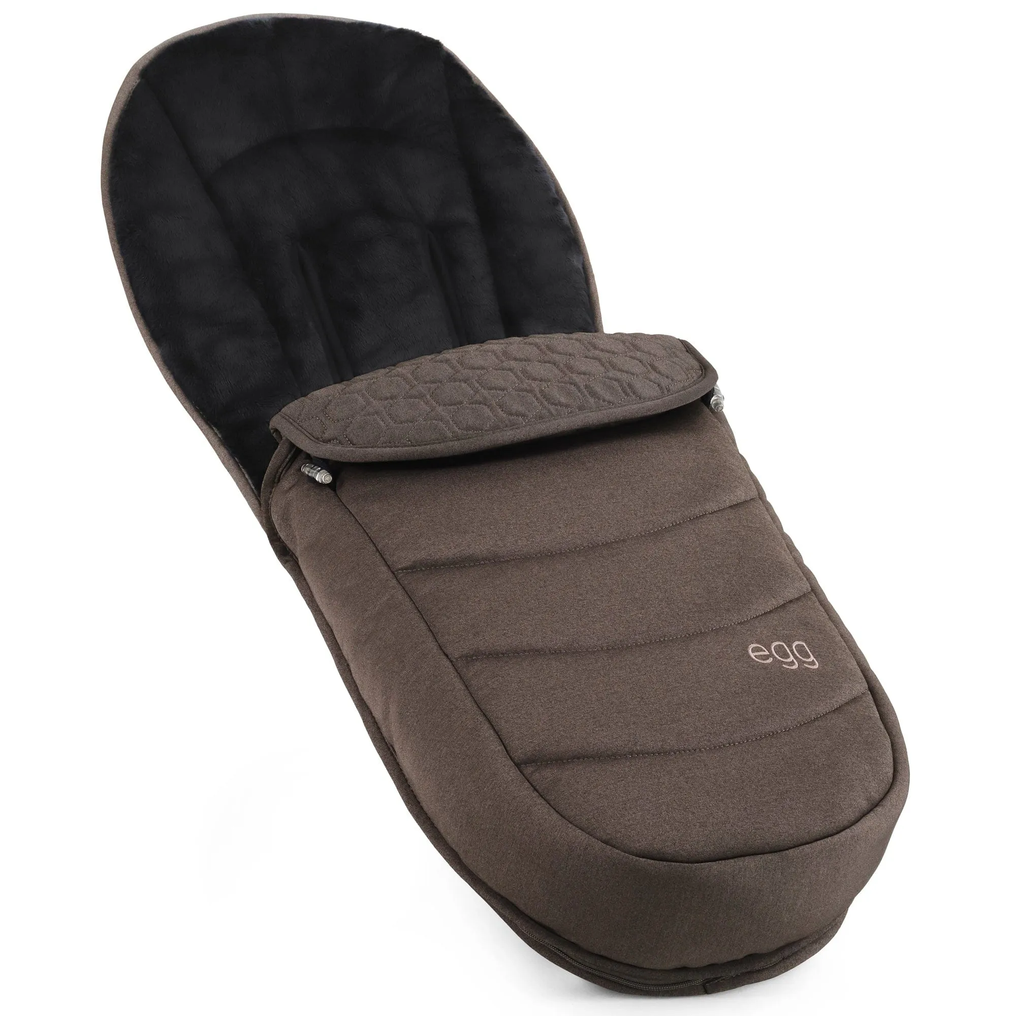 egg3 Luxury Maxi-Cosi Travel System Bundle in Chocolate Velvet