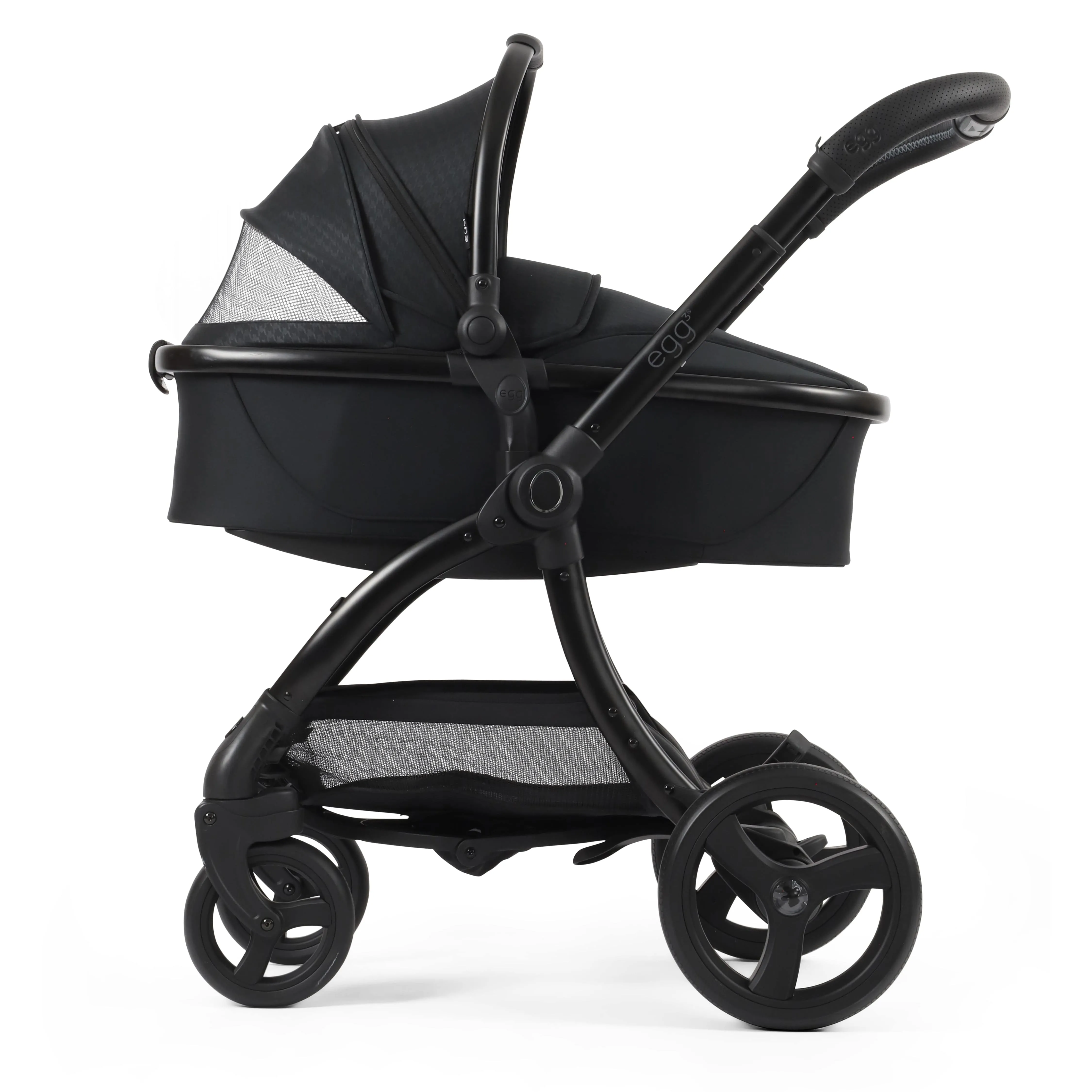 egg3 Luxury Maxi-Cosi Travel System Bundle in Houndstooth Black