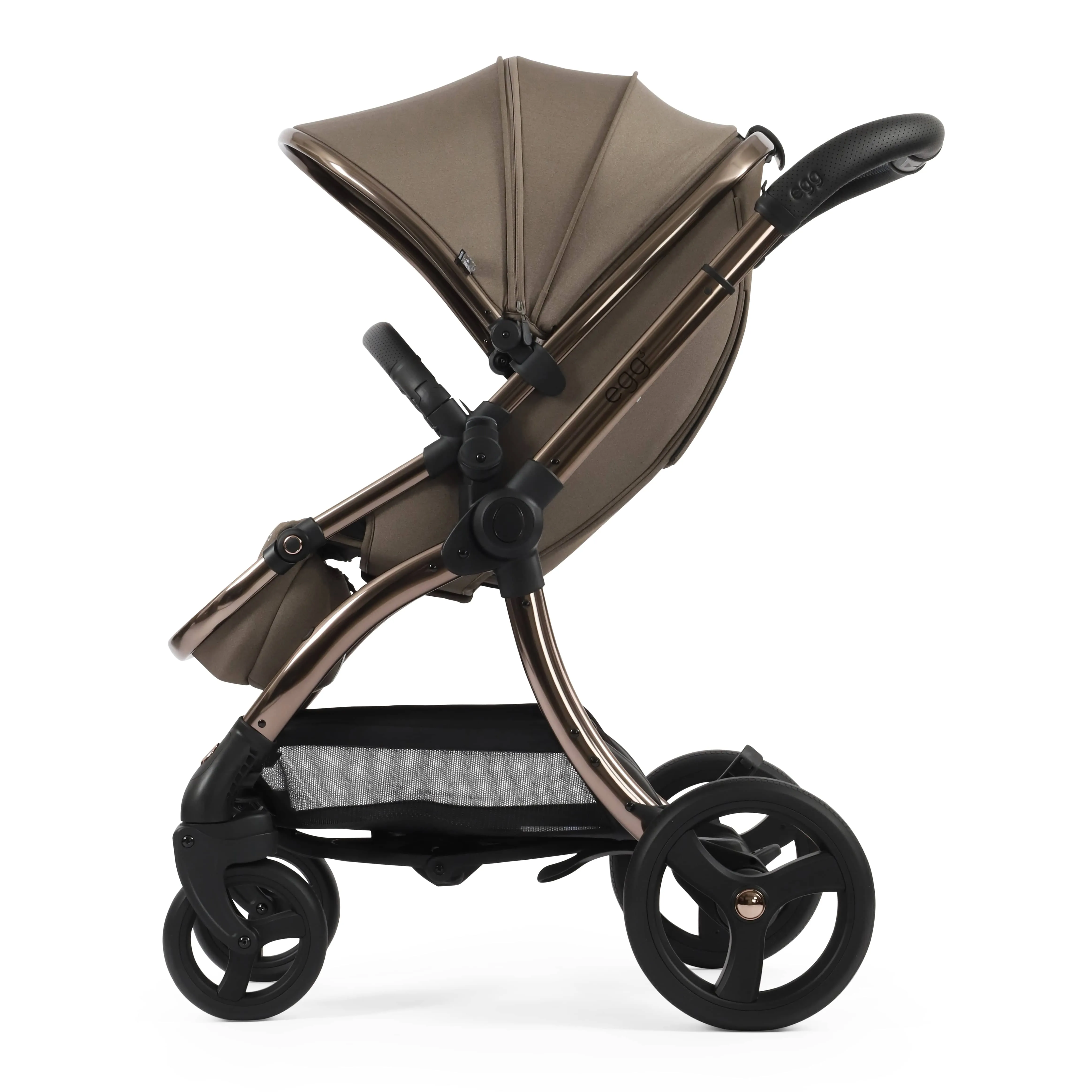 egg3 Luxury Maxi-Cosi Travel System Bundle in Mink